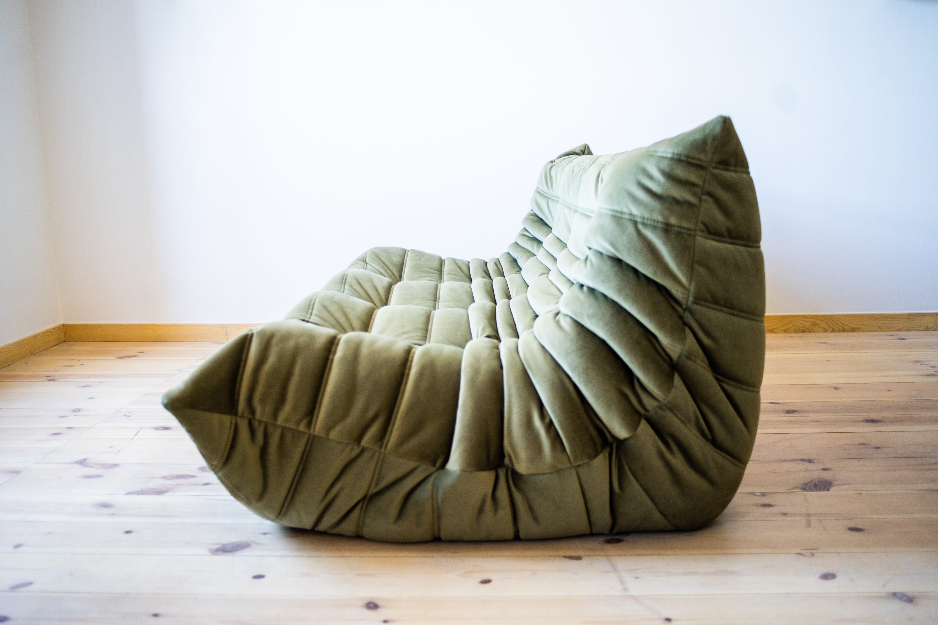 Togo Sofa 3-Sitzer Samt Khakigrün