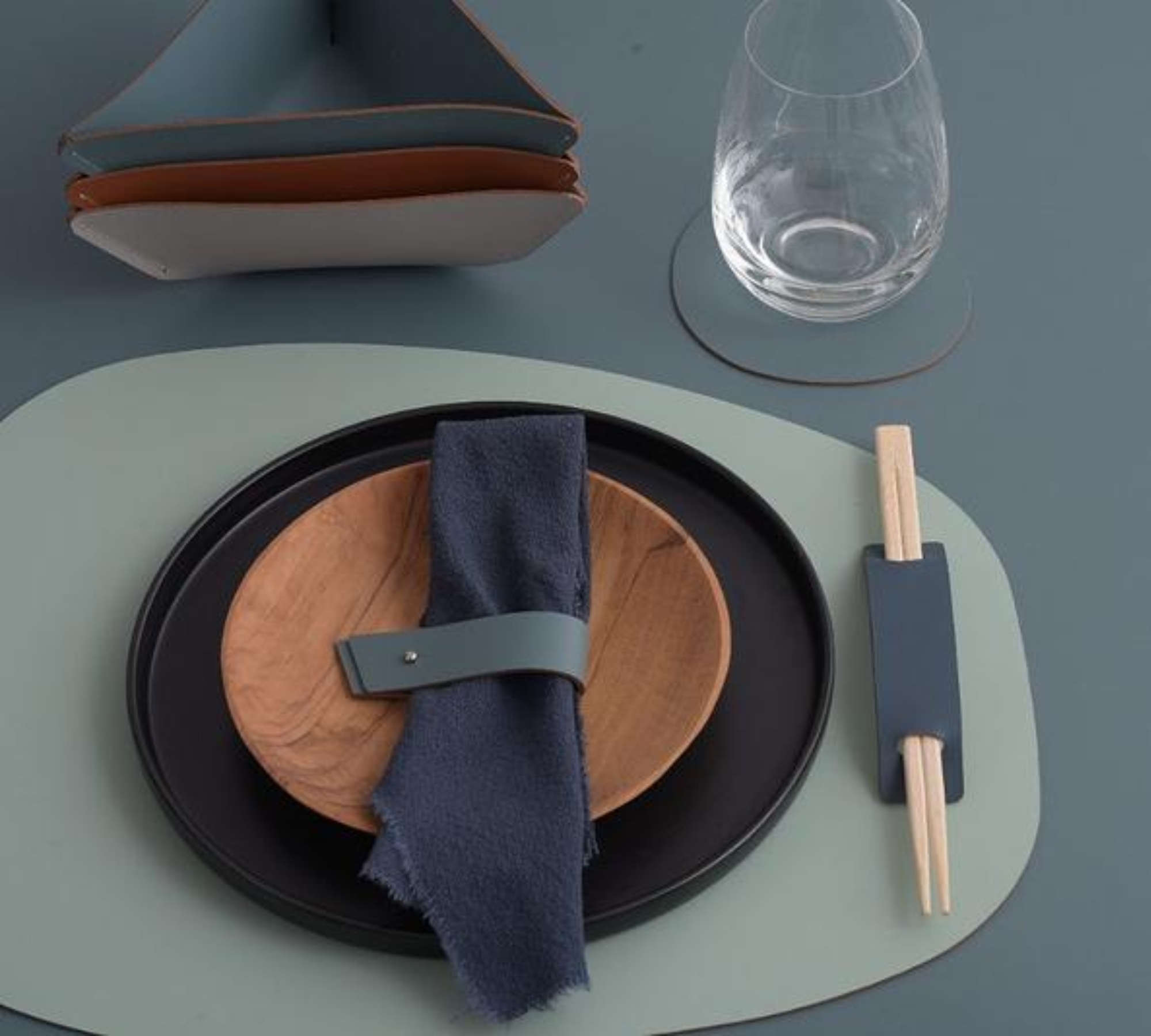 6x Stone Tischset 100% Recyceltes Leder Mint