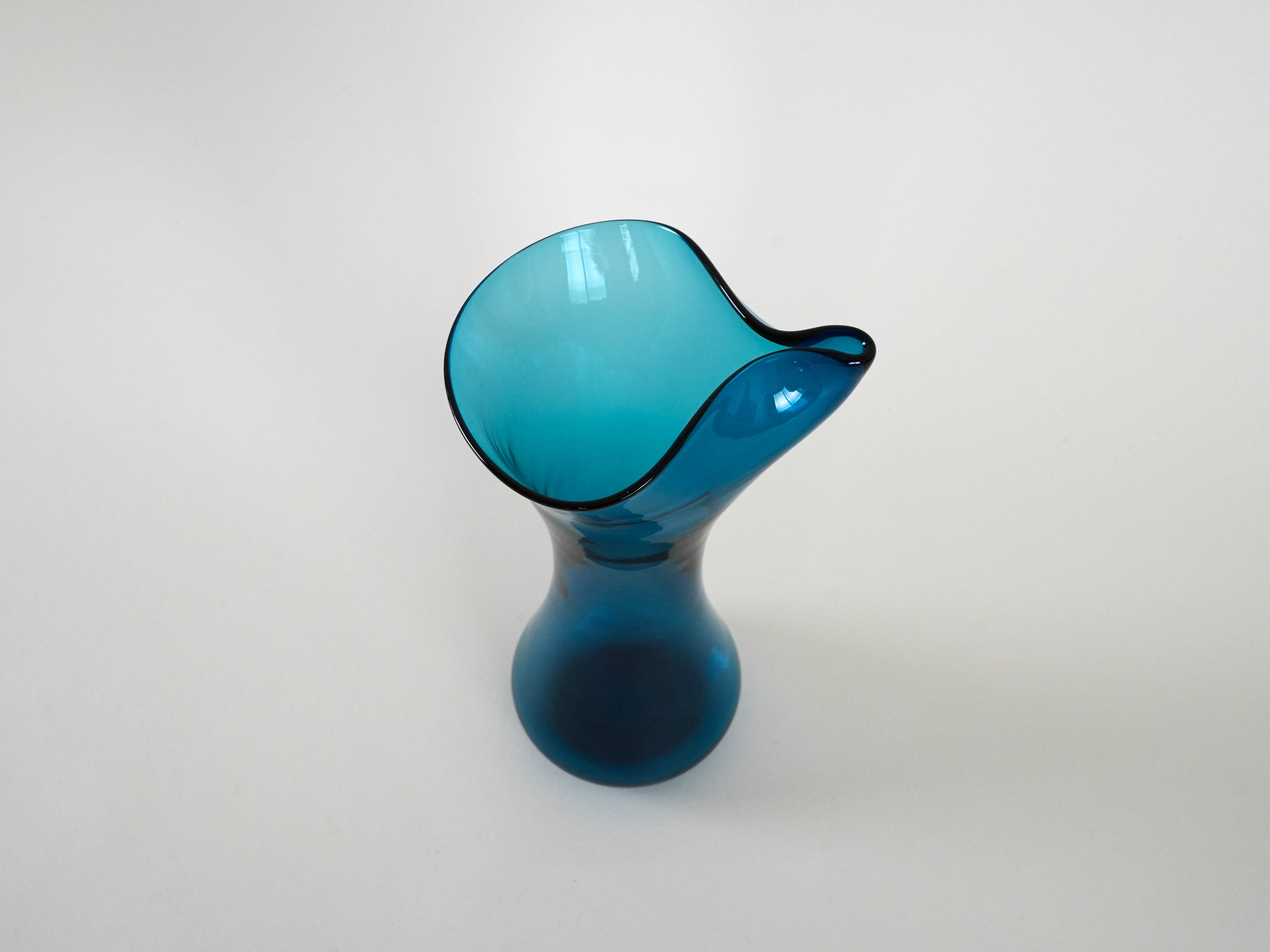 Glass pitcher Cobalt