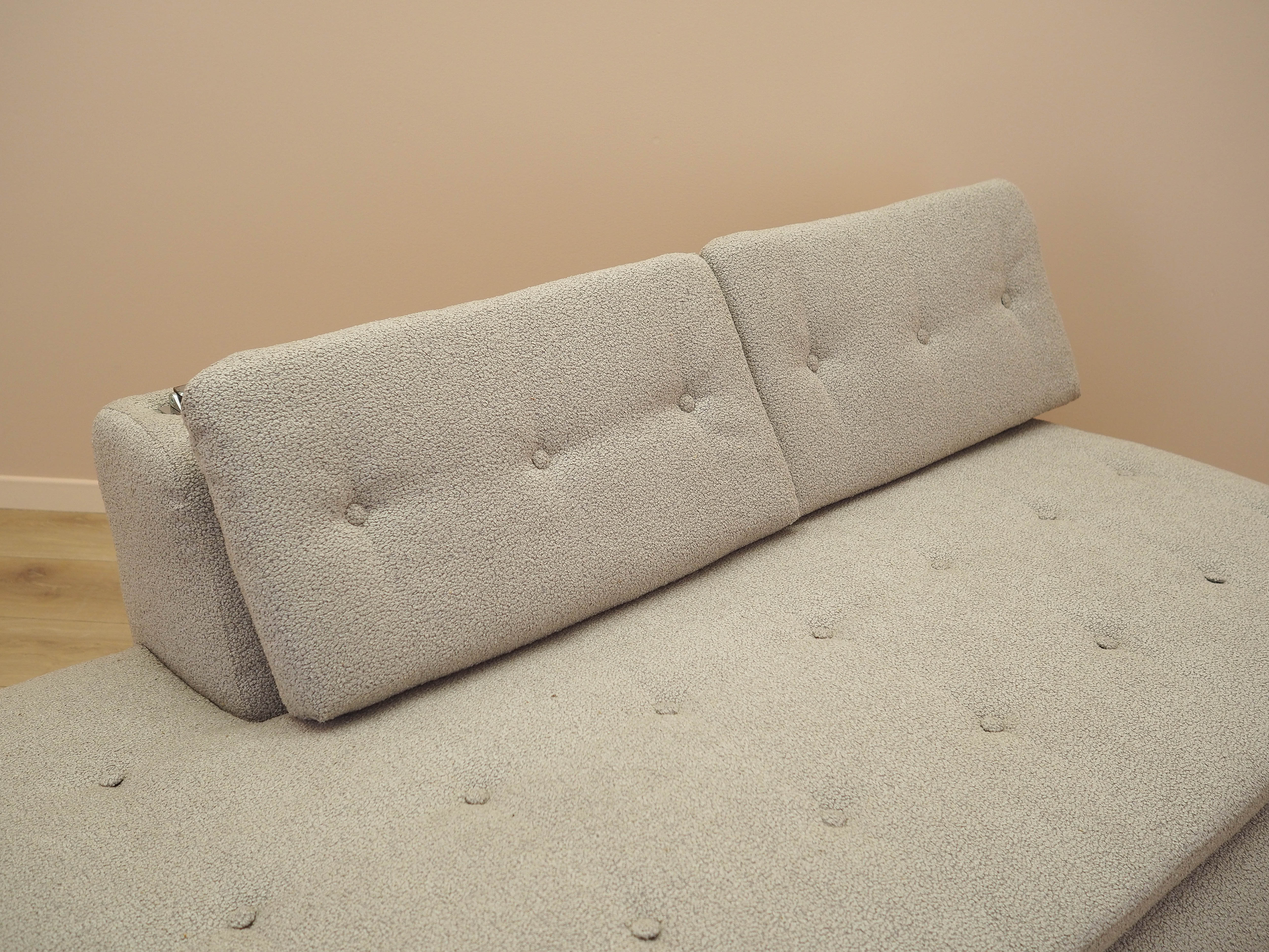 Divano beige anni '80