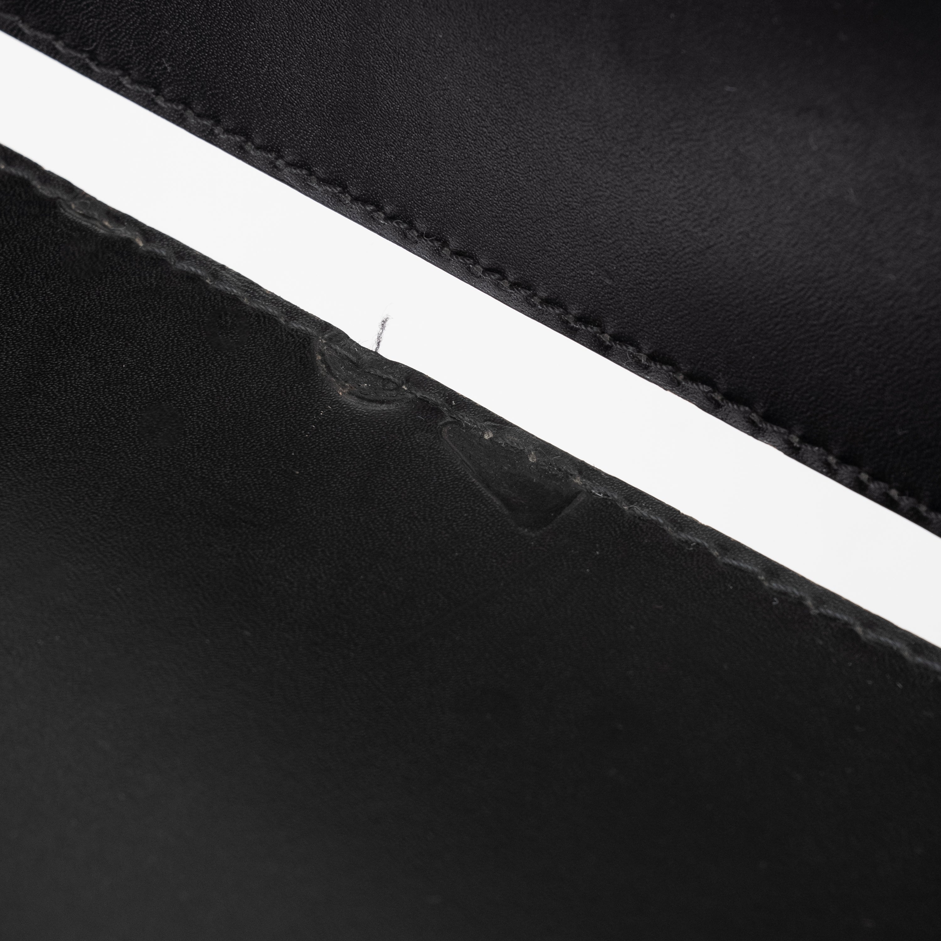 Wassily Armlehnstuhl Schwarz von Knoll International