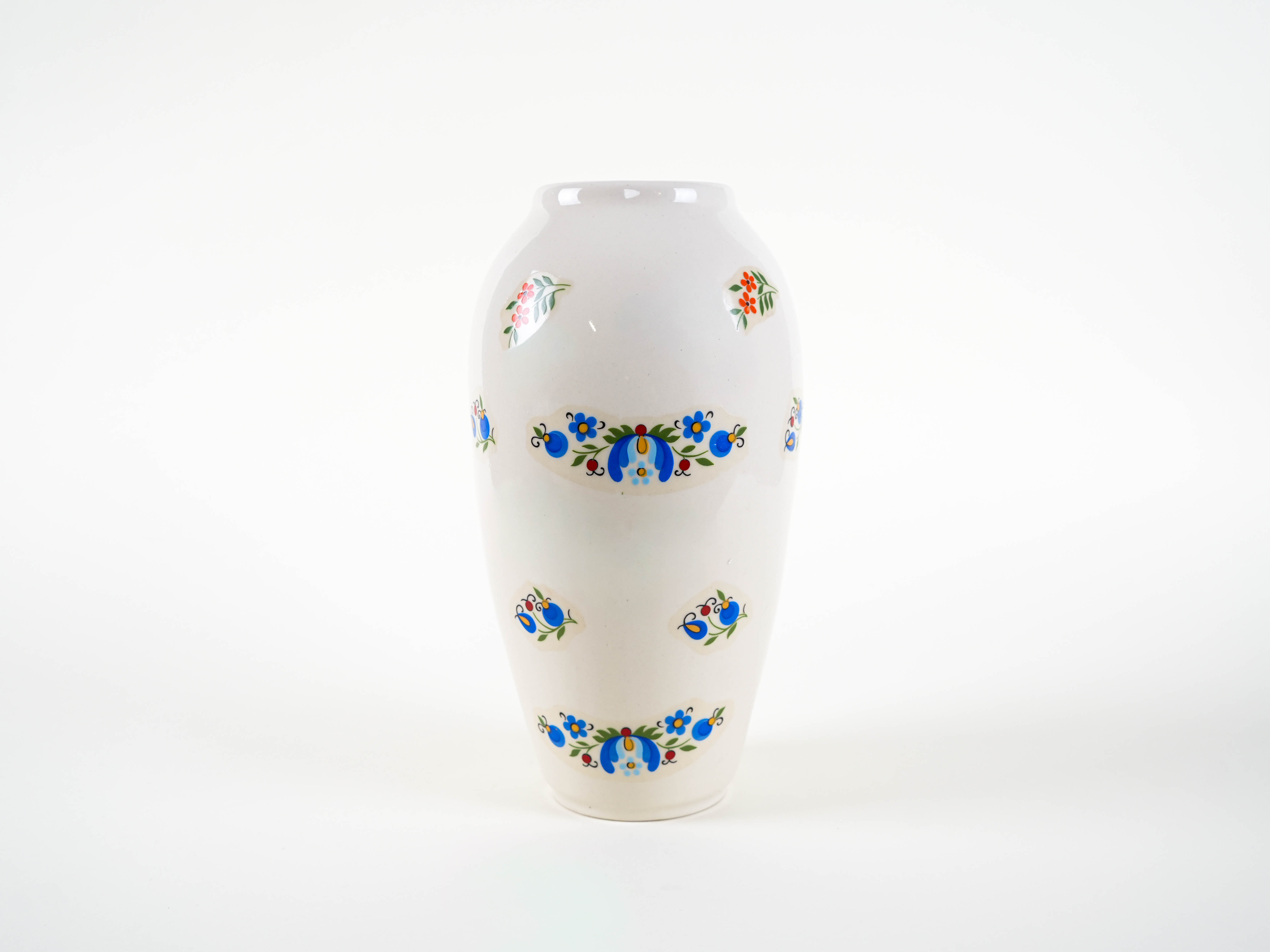 Porcelain vase 1980s
