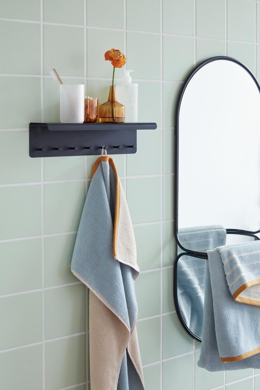 Carry Wall Mirror Black