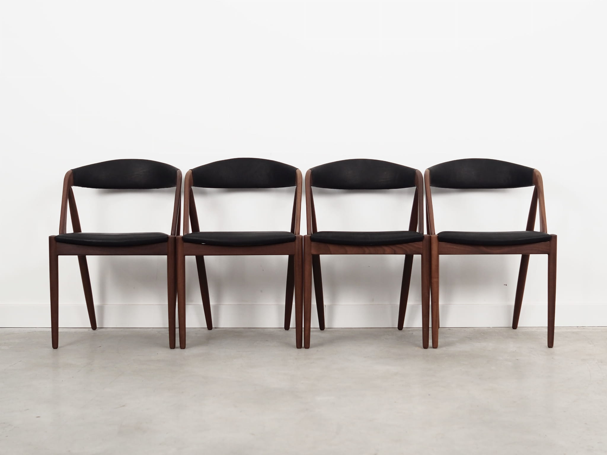 4x Vintage Chair Teak Wood Textile Black 1970s