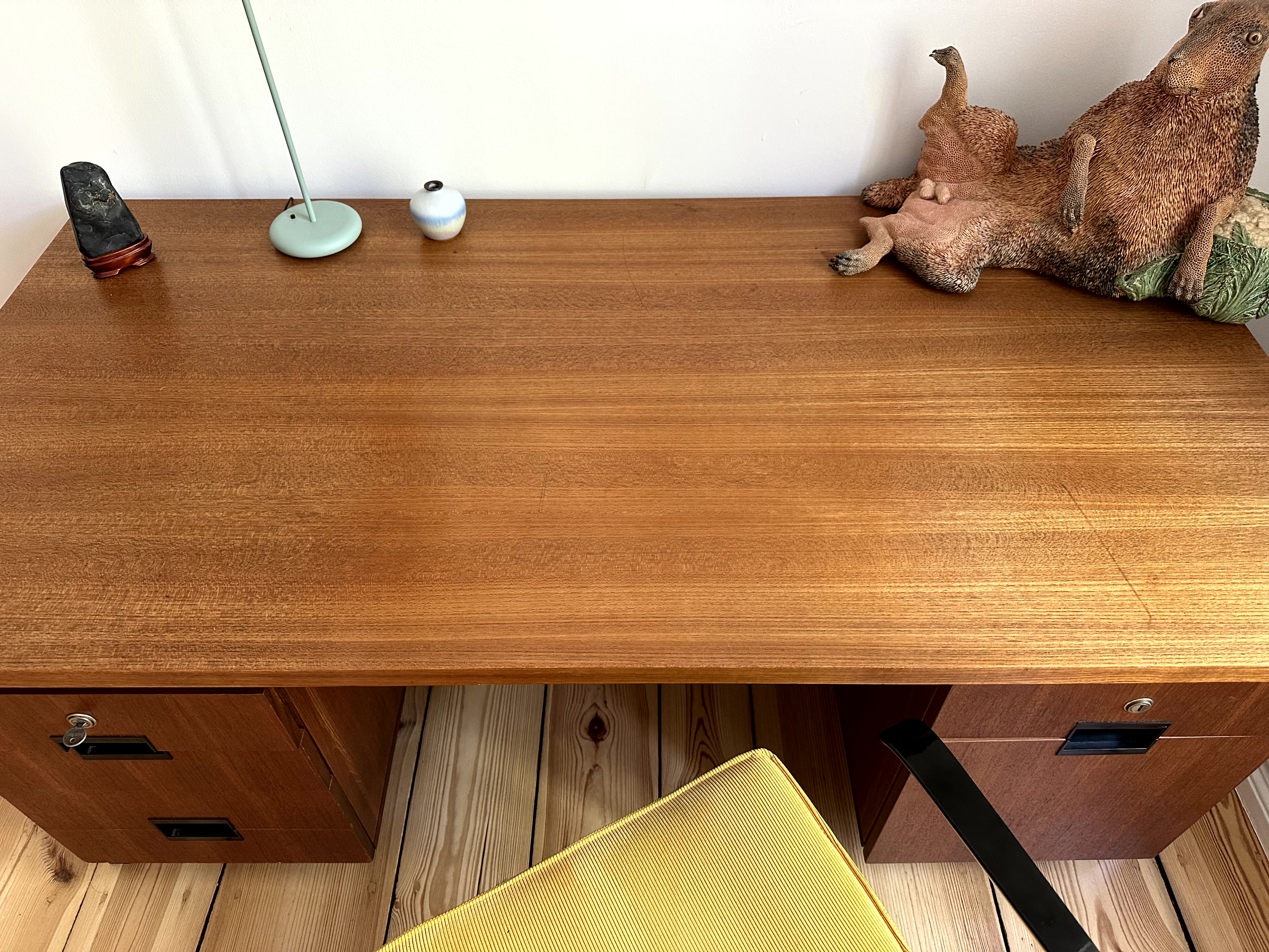 Schreibtisch mit Stuhl Holz 1950er Jahre