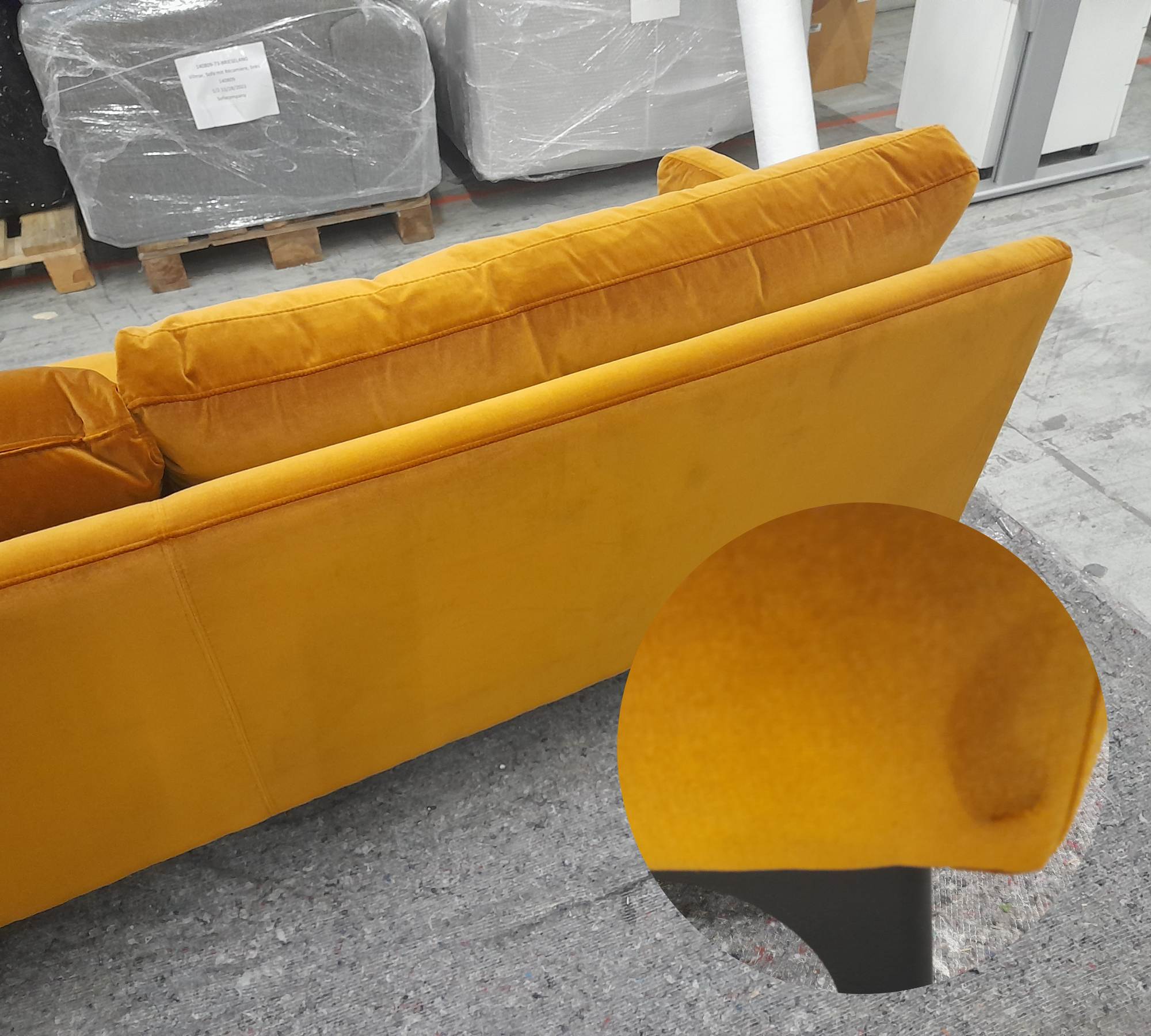 Astha Sofa 3-Sitzer Velours Matt Amber 