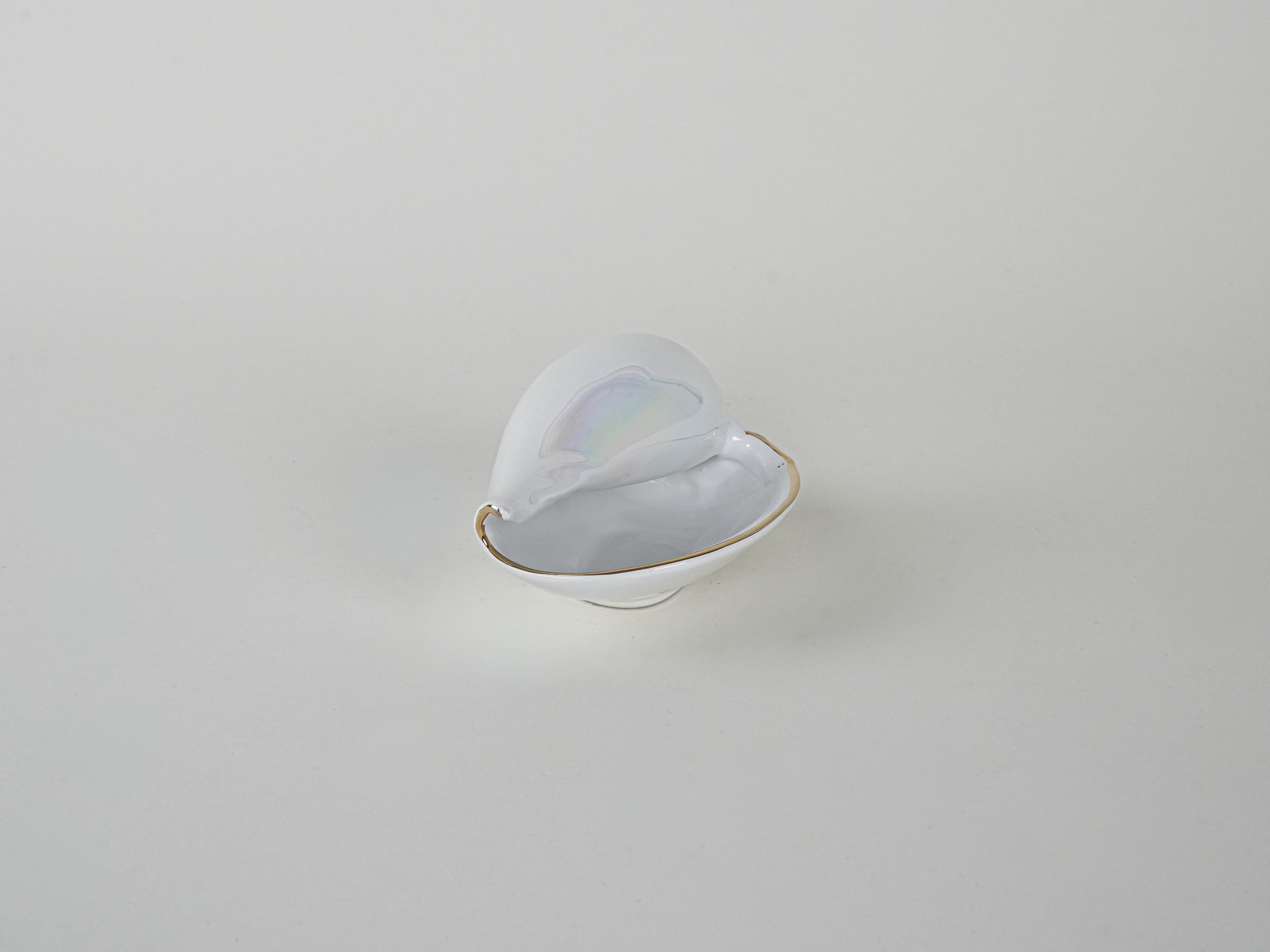 Porcelain-Shell White 1970s