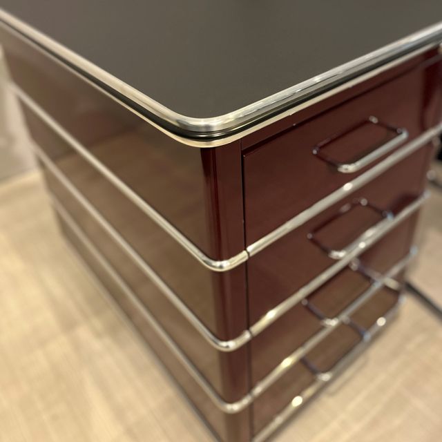 Classic Line Schreibtisch TB229 Stahl Dunkelrot