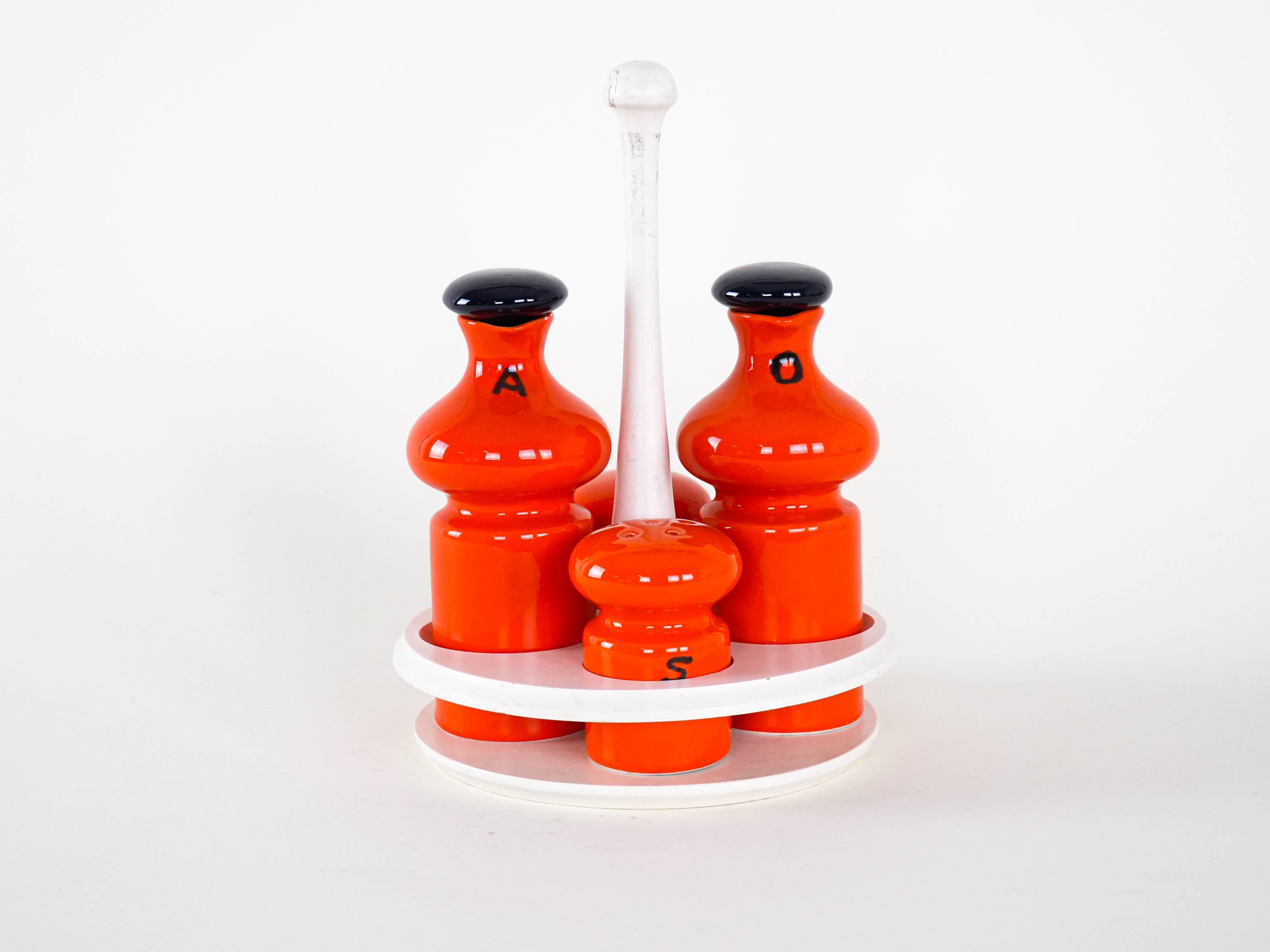 Ceramic spice set red 1960s