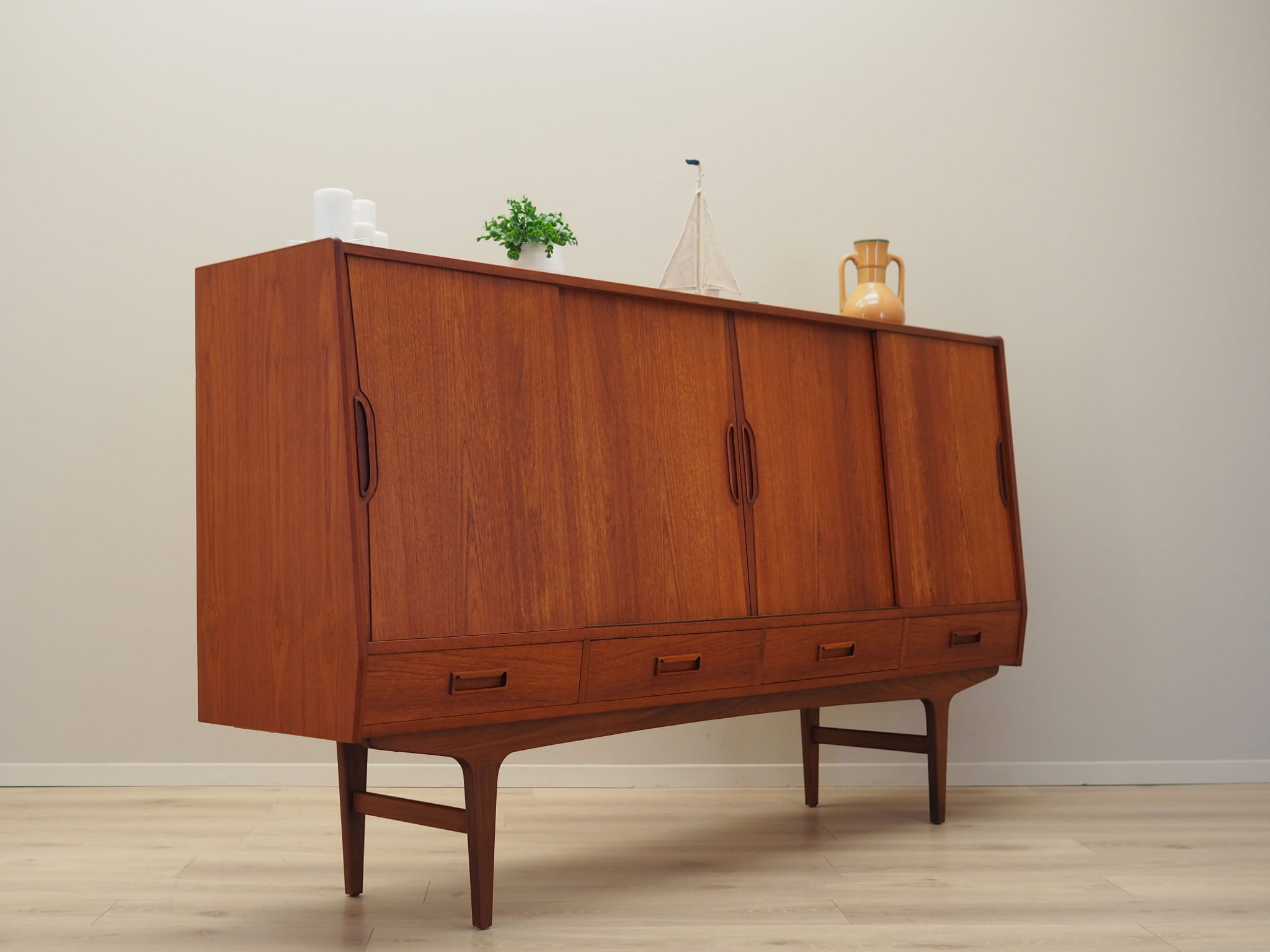 Highboard Holz Braun 1960er Jahre