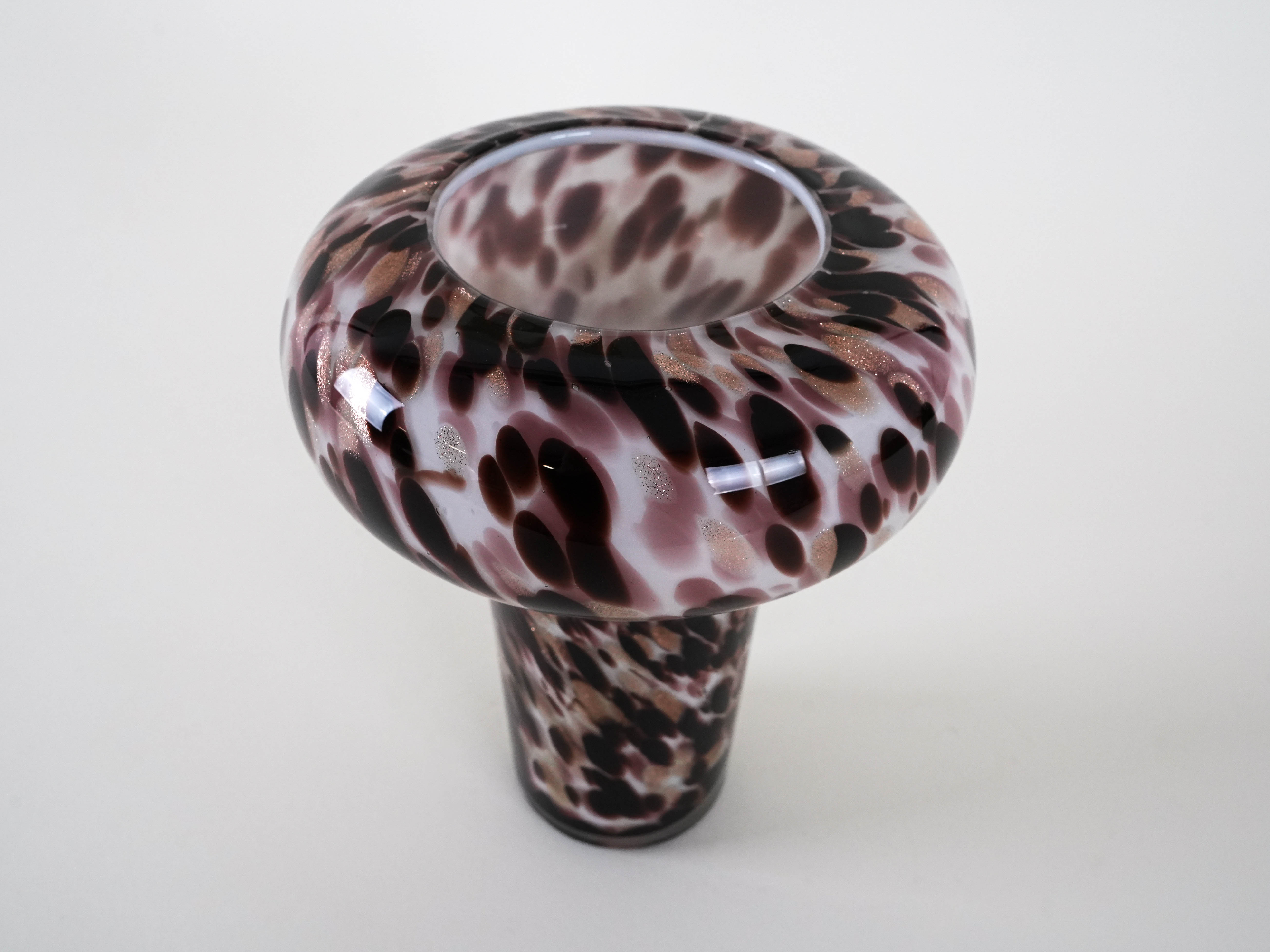 Leopard print glass vase brown