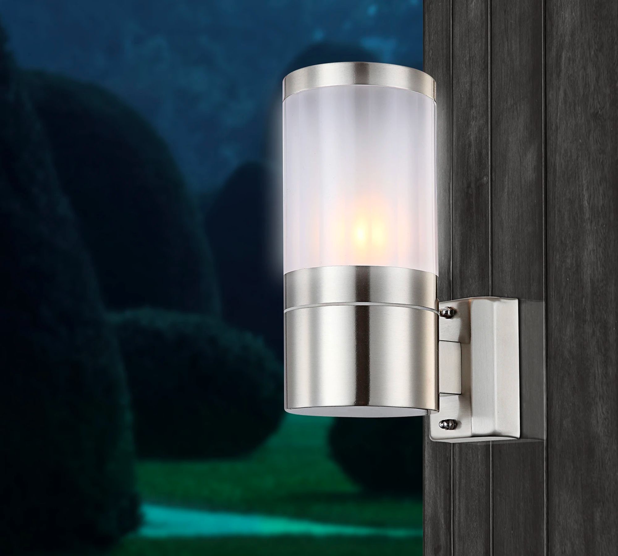 Outdoor light 1-light plastic