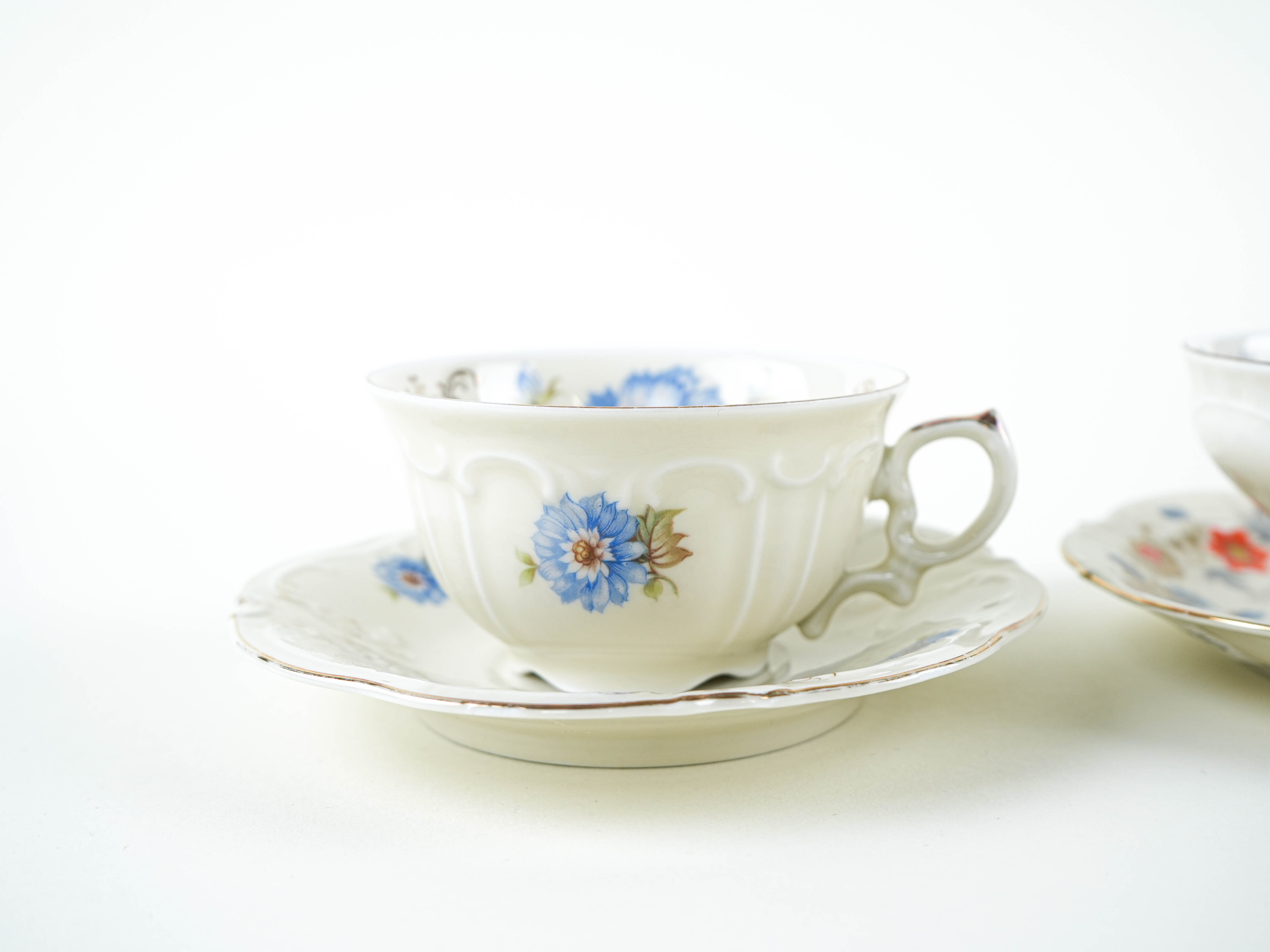 Porcelain cup set 20th century
