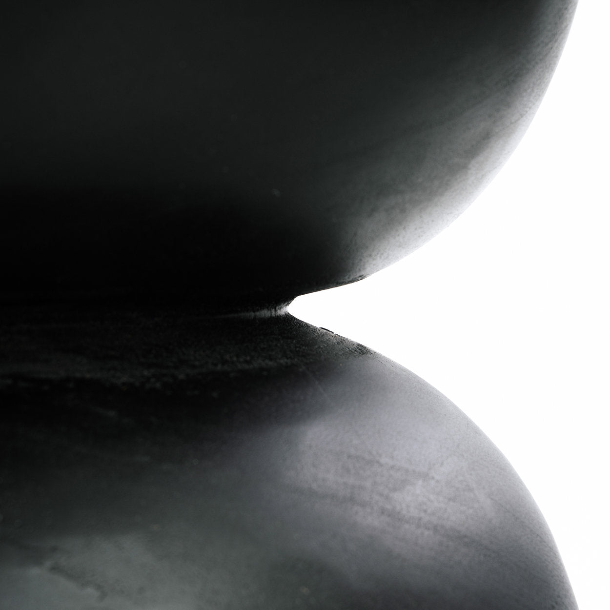 The Karbun Stool Black Natural ø50cm