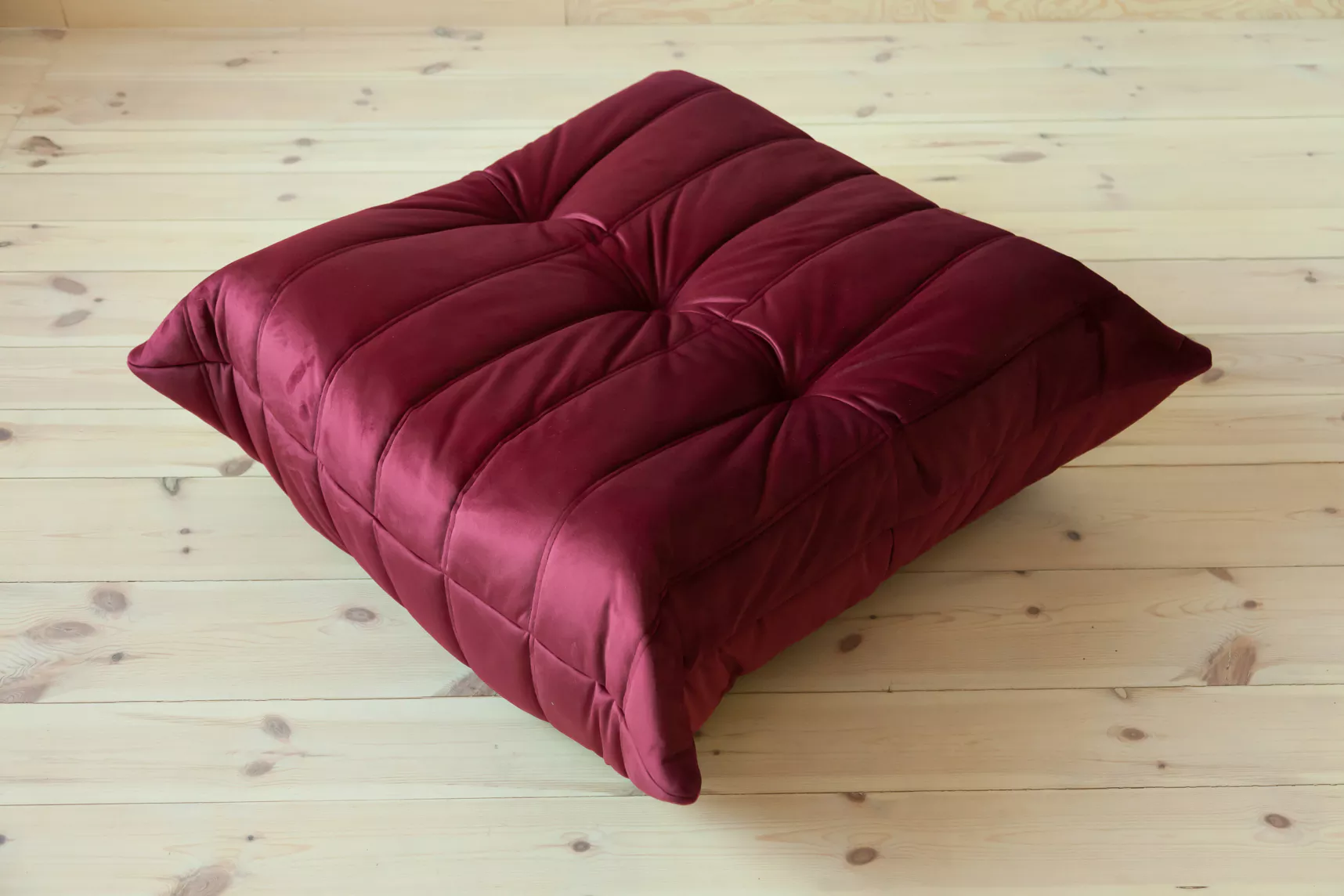 Togo Ottoman Velvet Burgundy