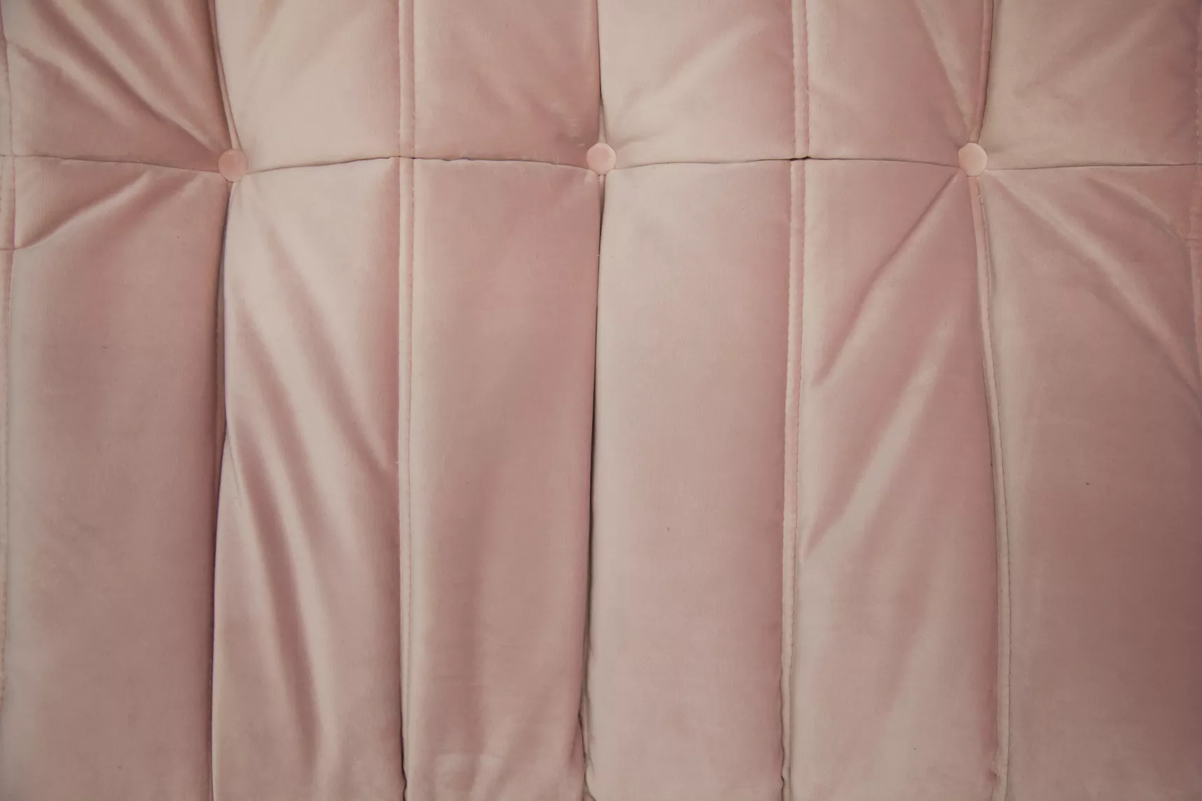 Togo Ottoman Velvet Light Pink