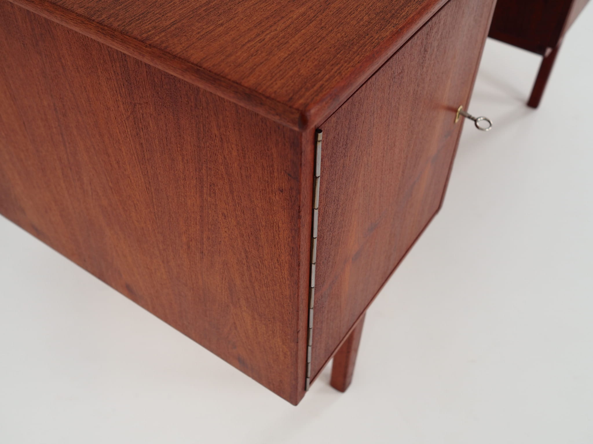 Vintage Schreibtisch Teakholz Braun 1970er Jahre 