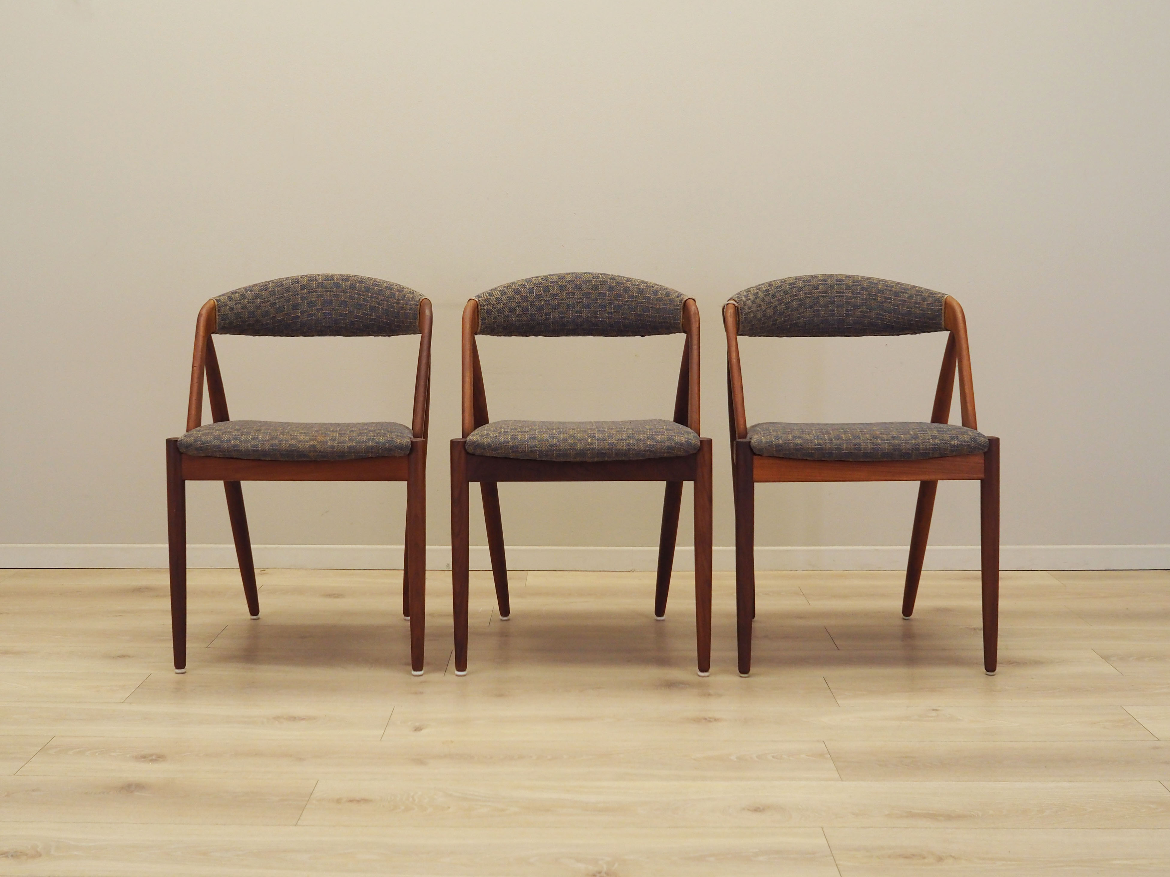 3x No. 31 dining chair teak 1970s