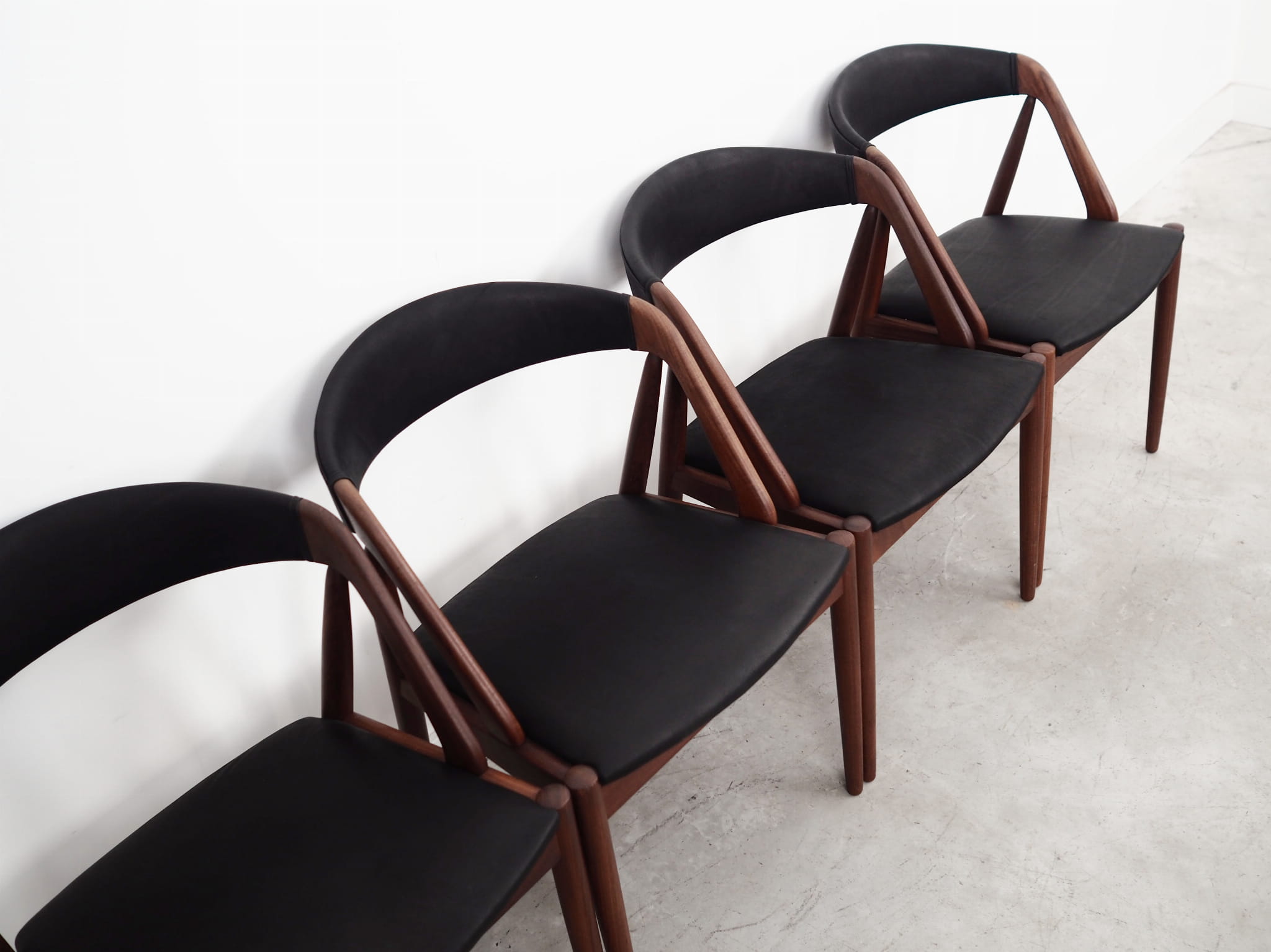 4x Vintage Chair Teak Wood Textile Black 1970s