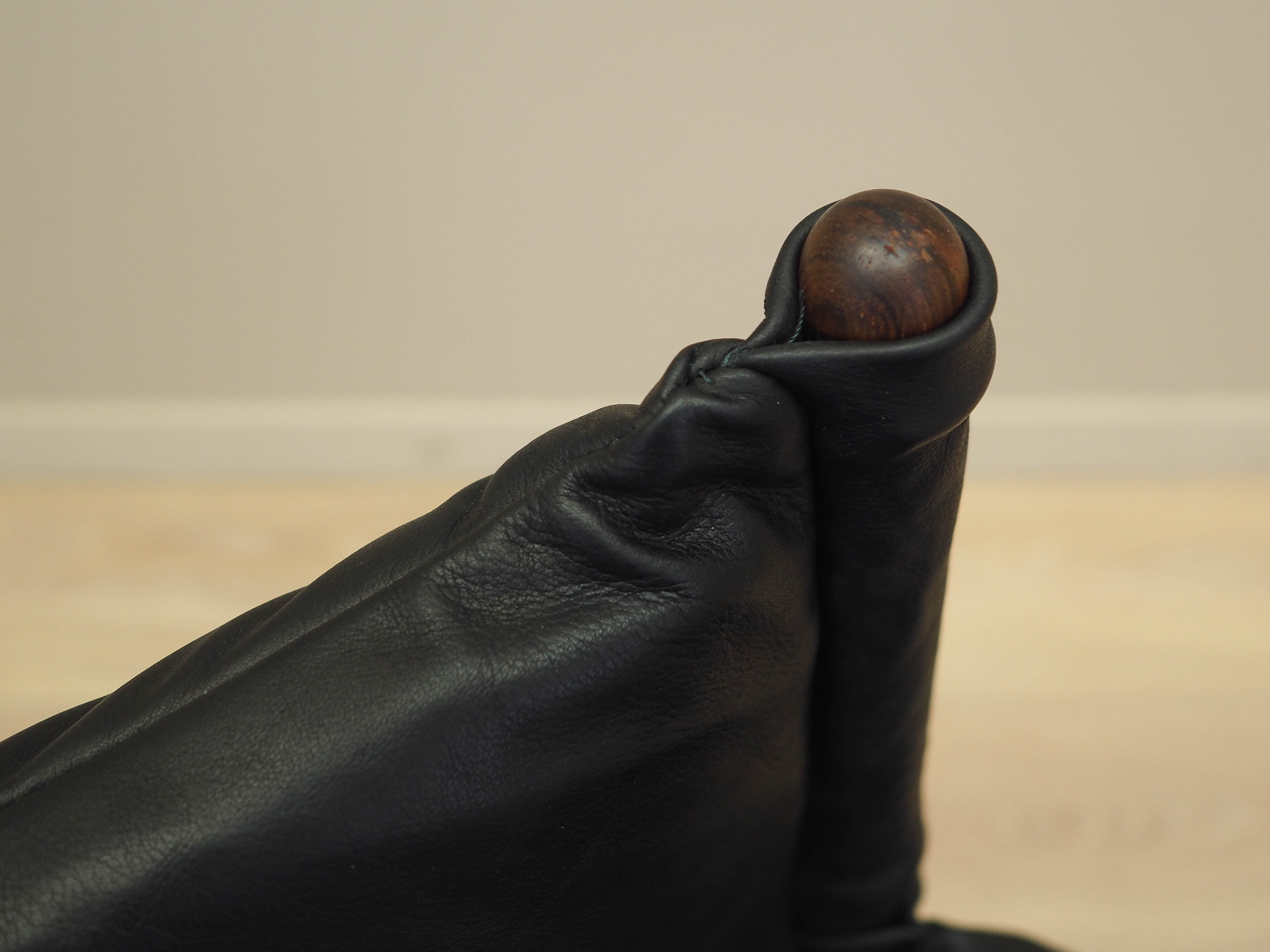 Modus Armchair Wood Leather Black 1960s