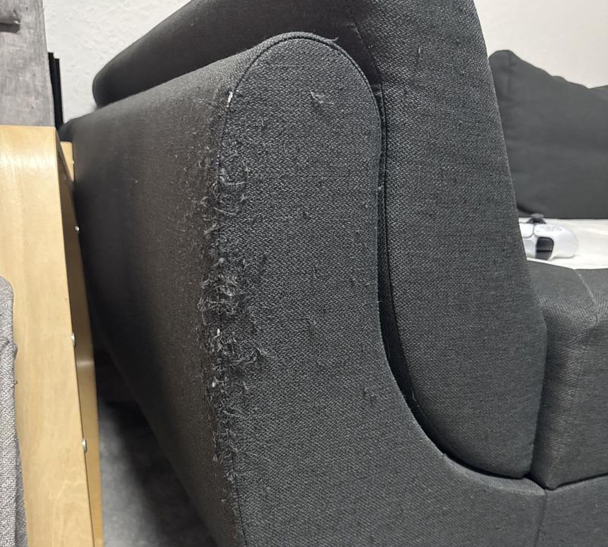 Ecksofa mit Bett Funktion und Matratze 
