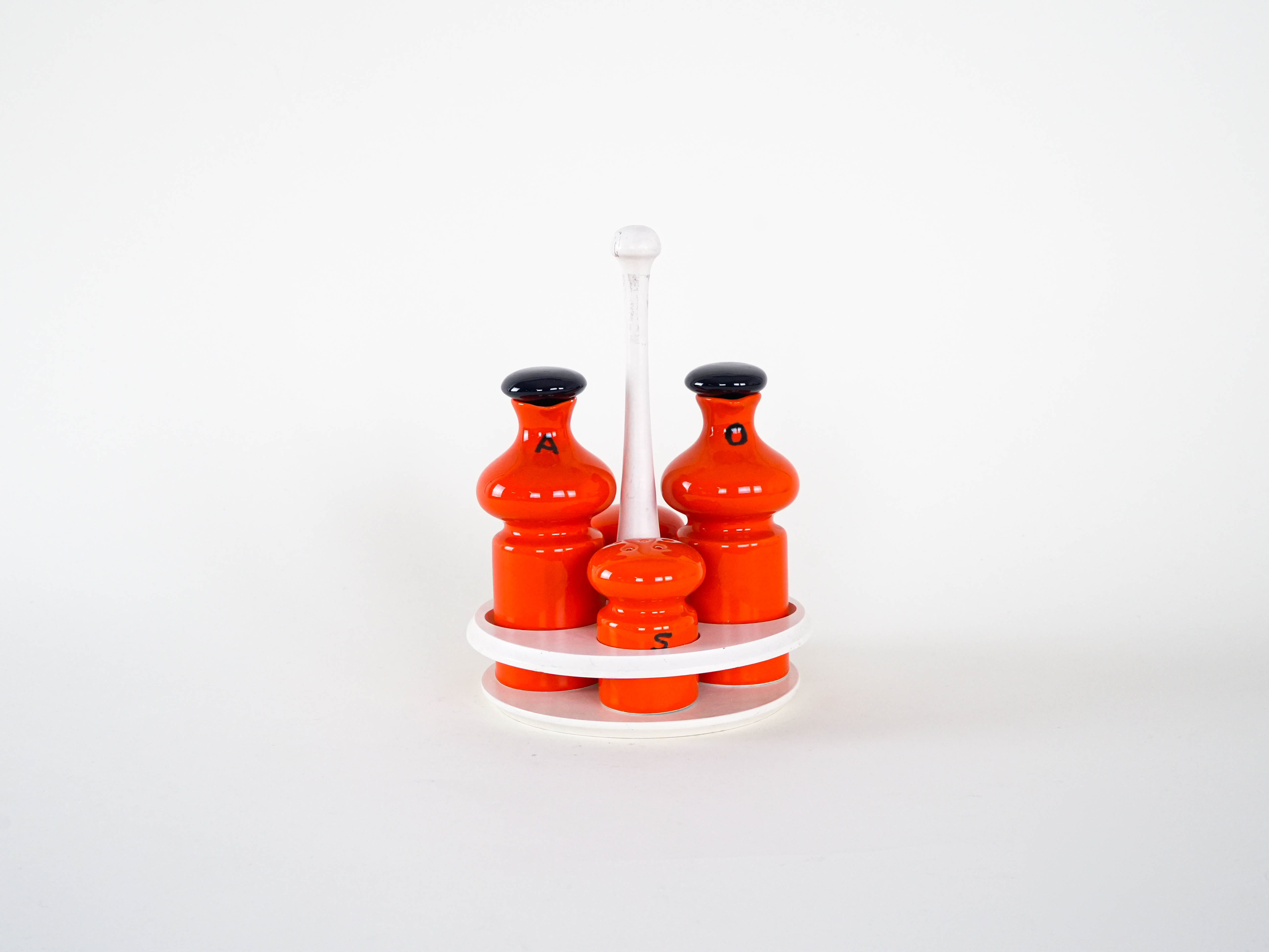 Ceramic spice set red 1960s