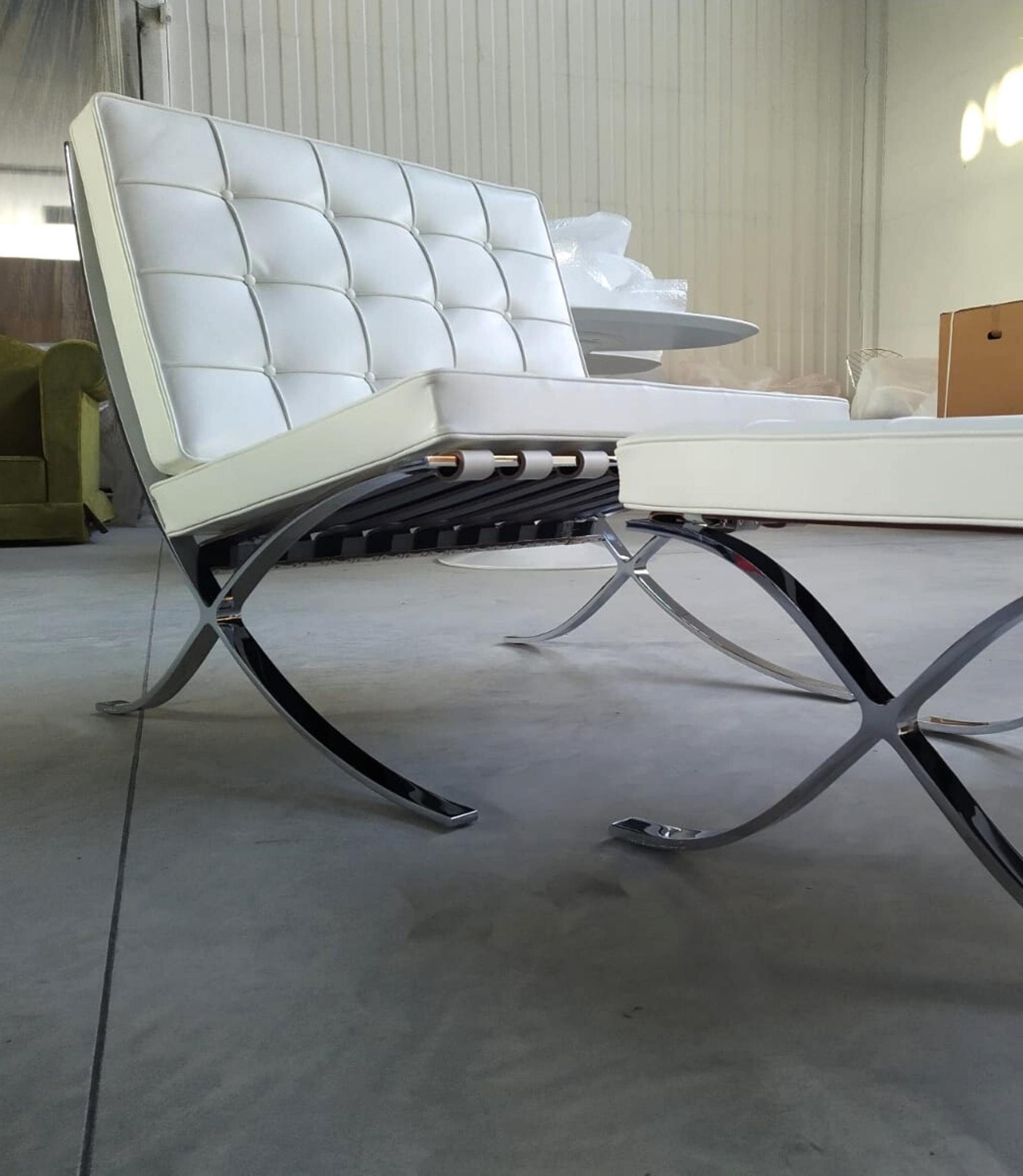 Original Barcelona Sessel mit Hocker Sabrina Leder Weiß