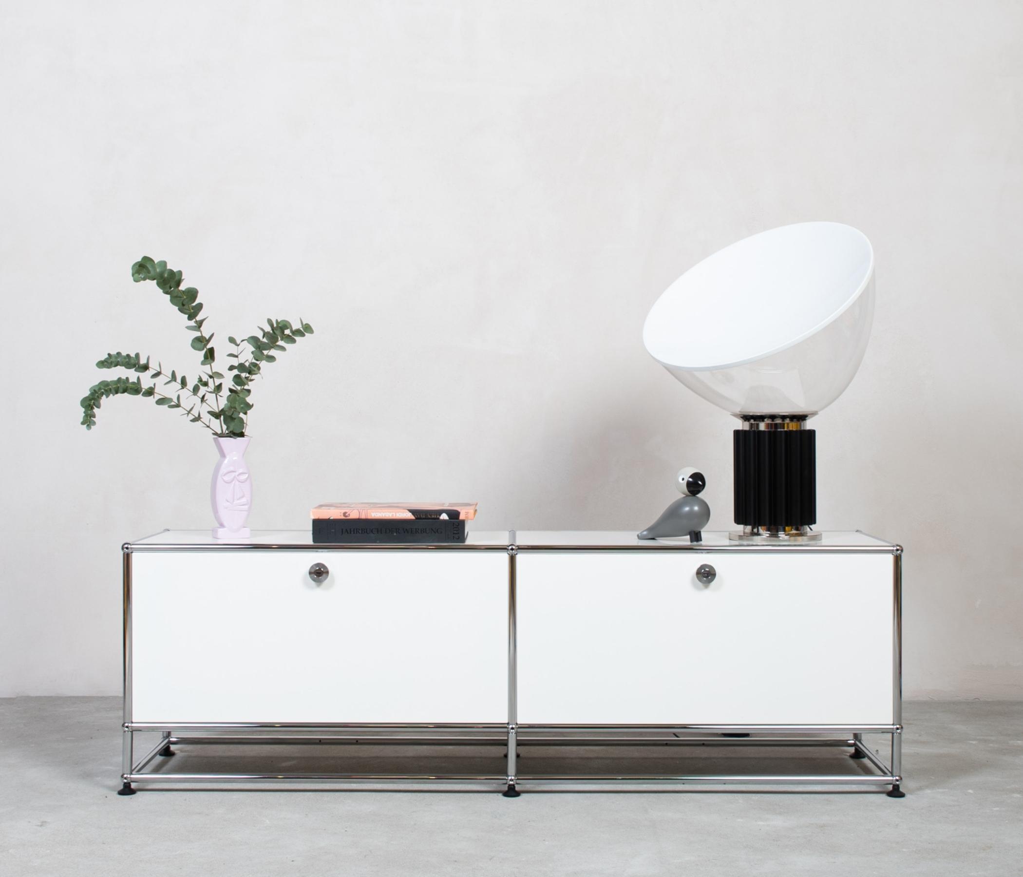 USM Haller Sideboard 2x1 Fächer Reinweiß