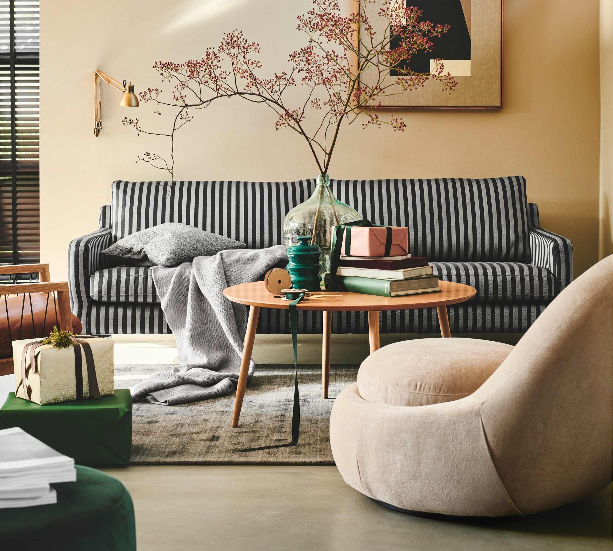 Anna Sofa 3-Sitzer Straight Latte Black