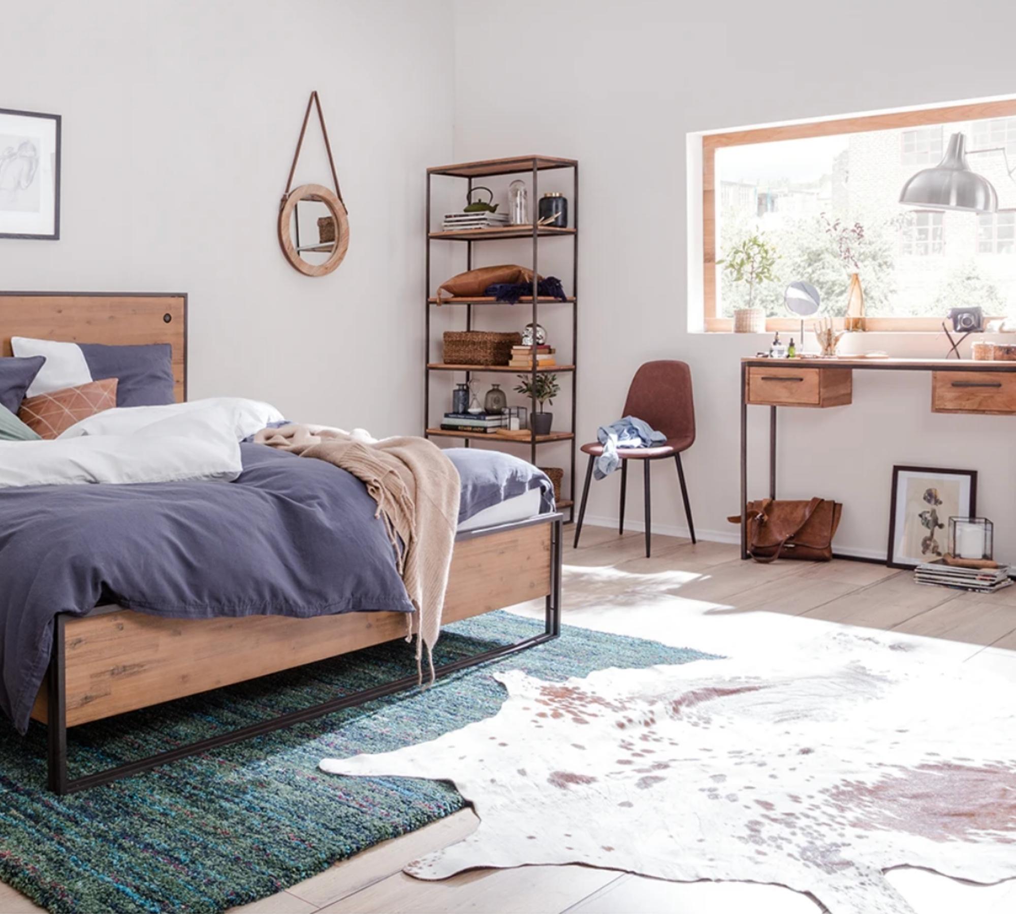 2x Polsterstuhl mit filigranen Beinen Kunstleder Braun