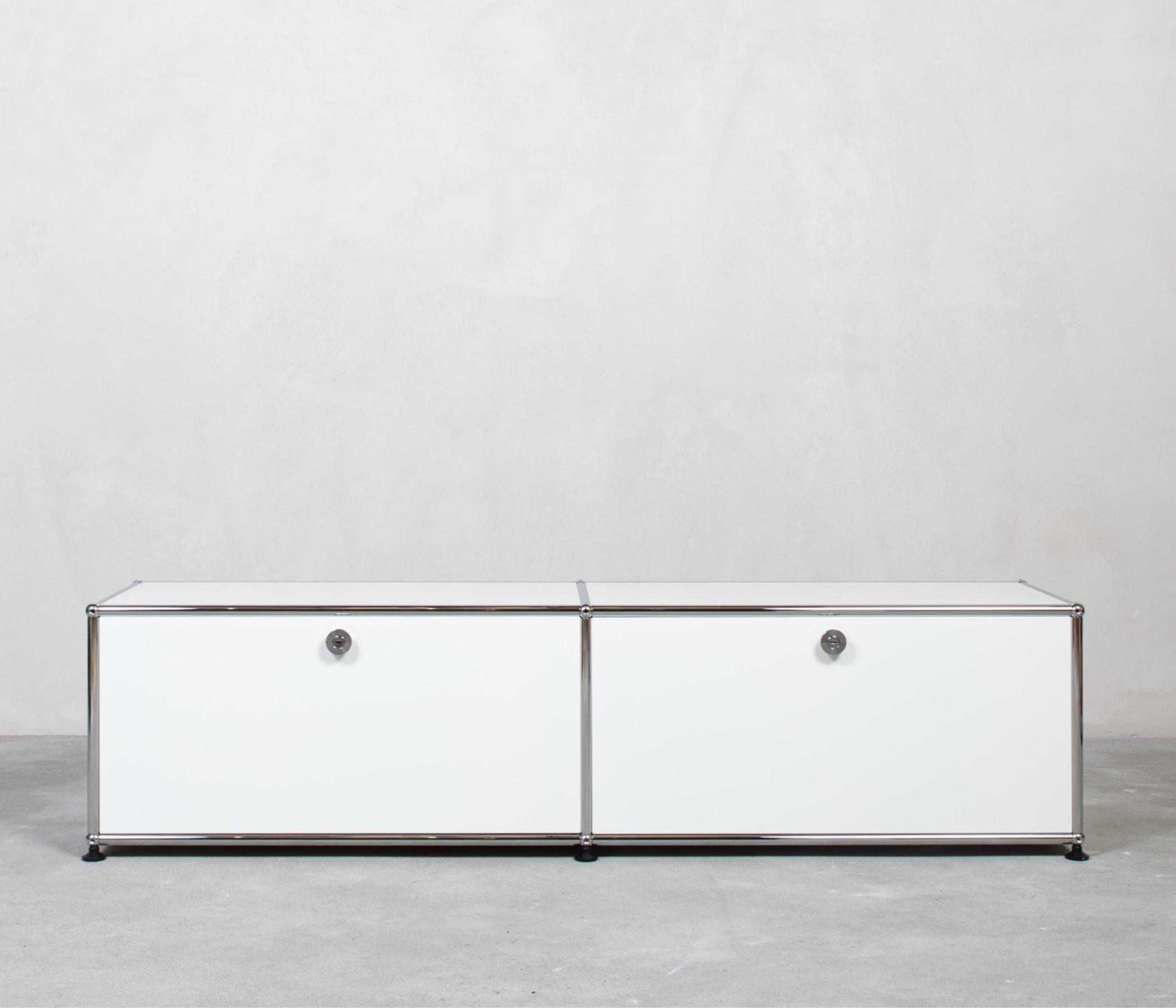 USM Haller Lowboard 2x1 Fächer Reinweiß