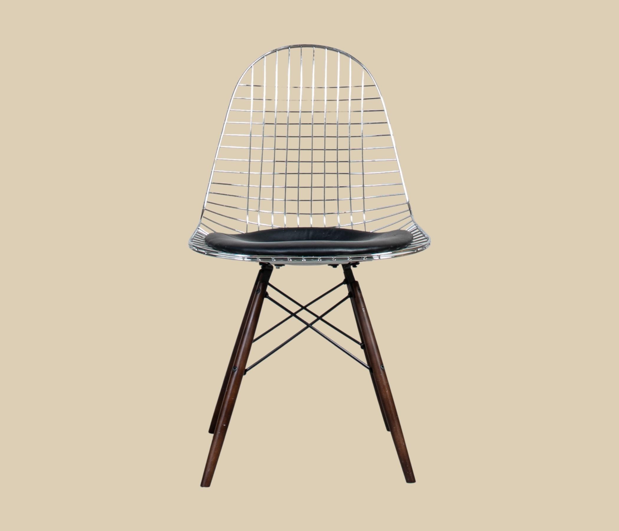 Vitra Eames Wire Chair DKW mit Sitzpolster Metall
