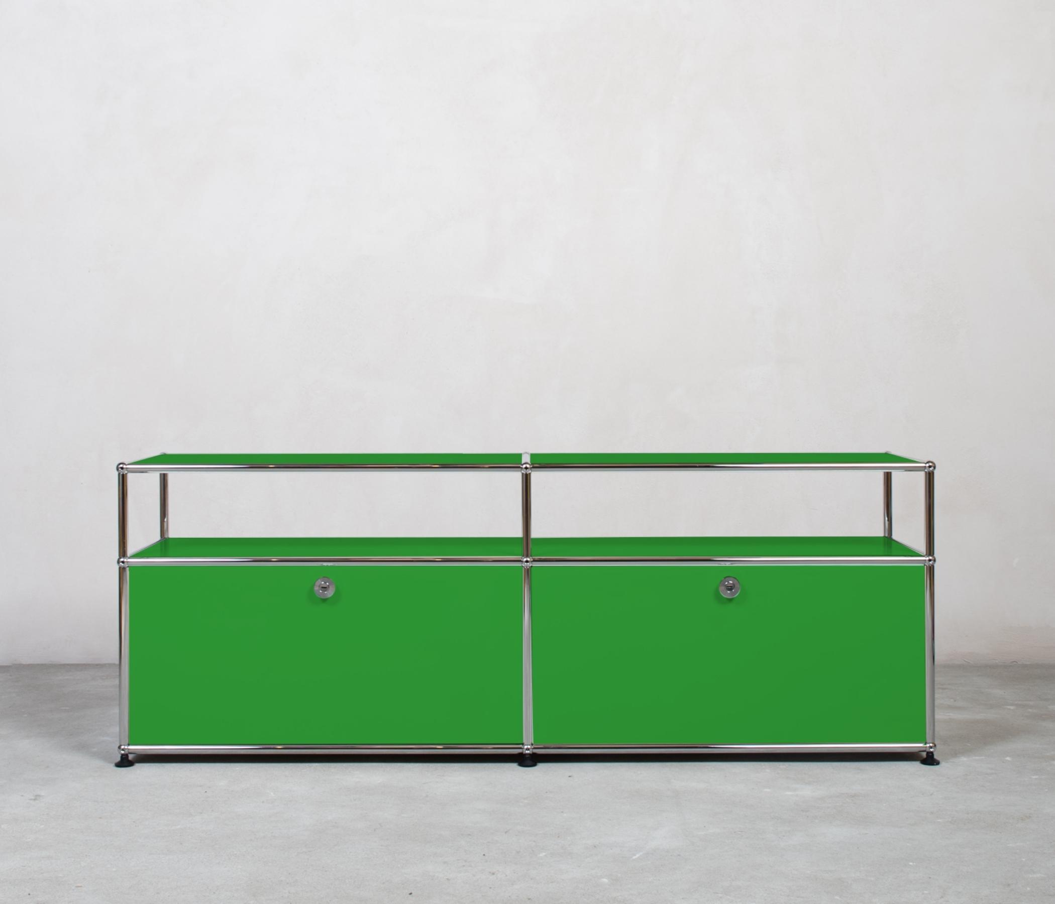 USM Haller Sideboard 2x1 Fächer Aufbau Grün