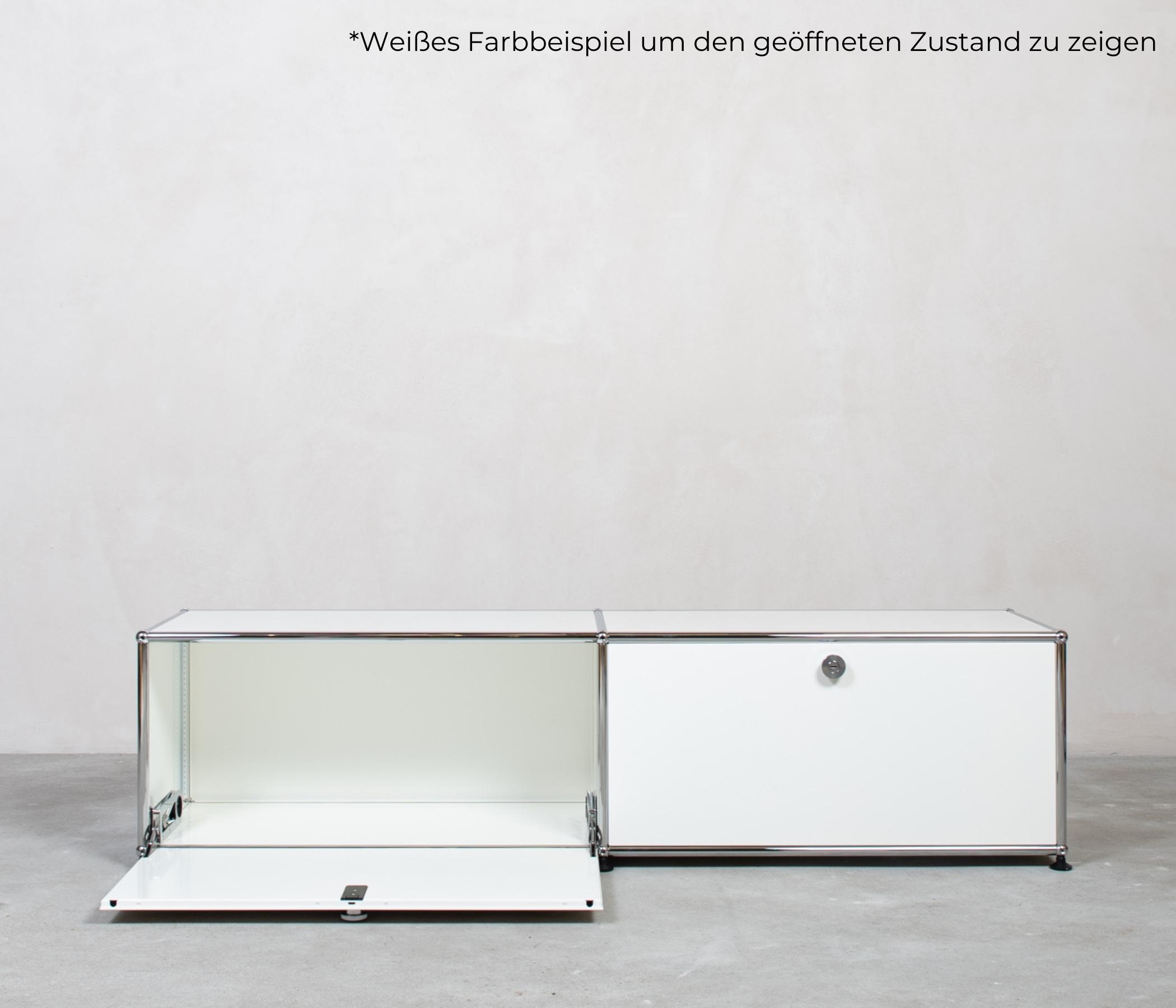 USM Haller Lowboard 2x1 Fächer Braun