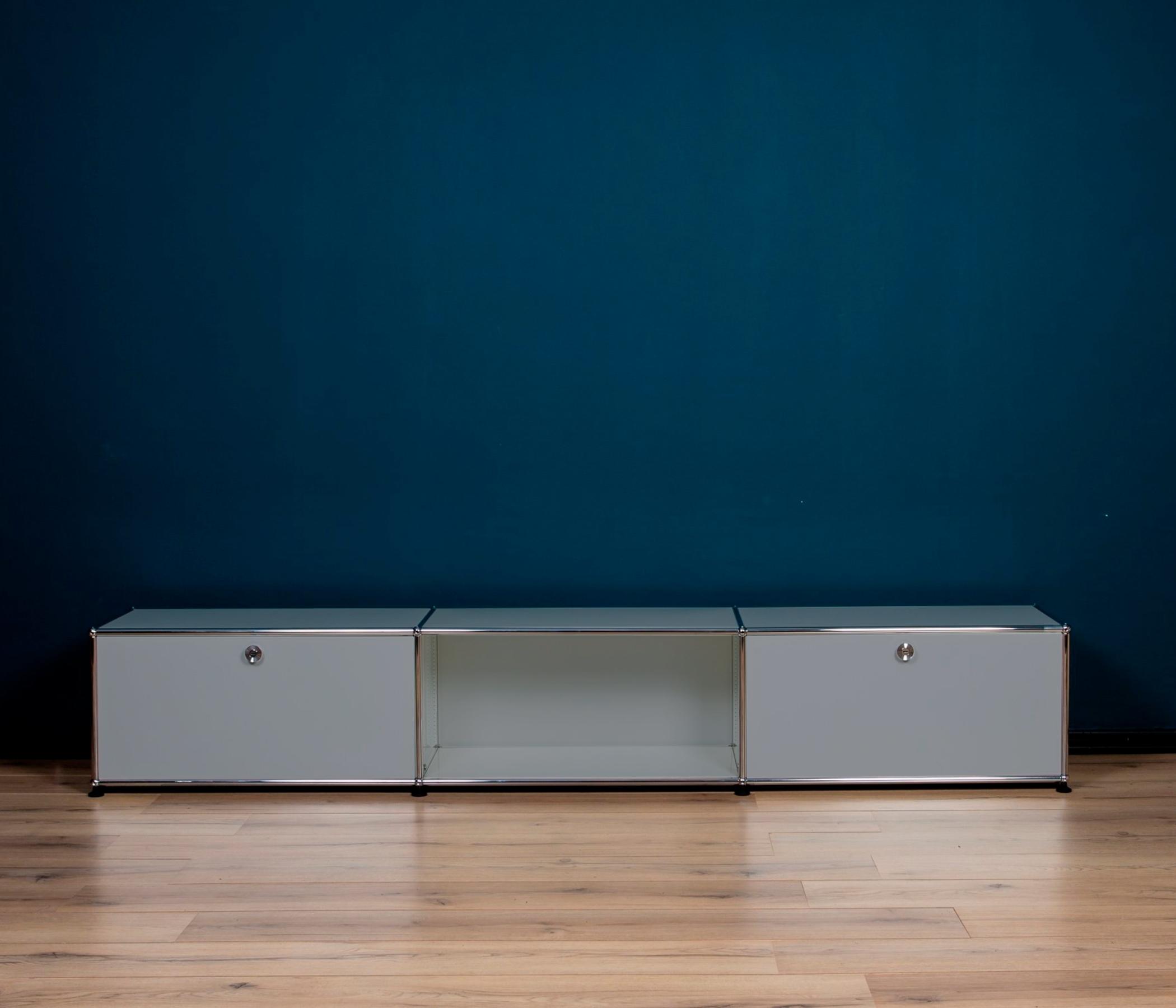 USM Haller Lowboard 3x1 offenes Fach Mitte Mattsilber