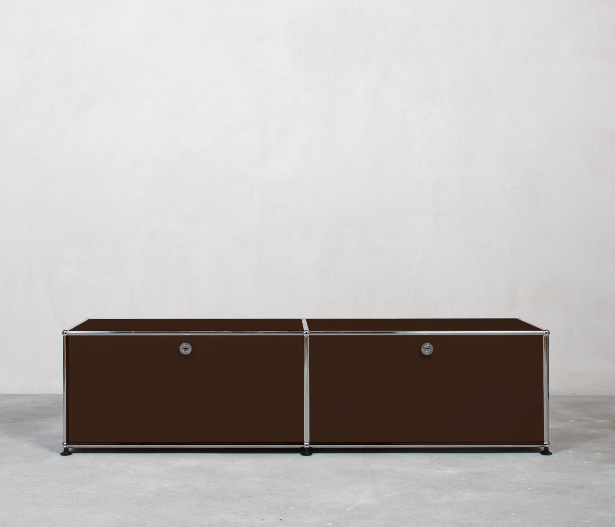 USM Haller Lowboard 2x1 Fächer Braun