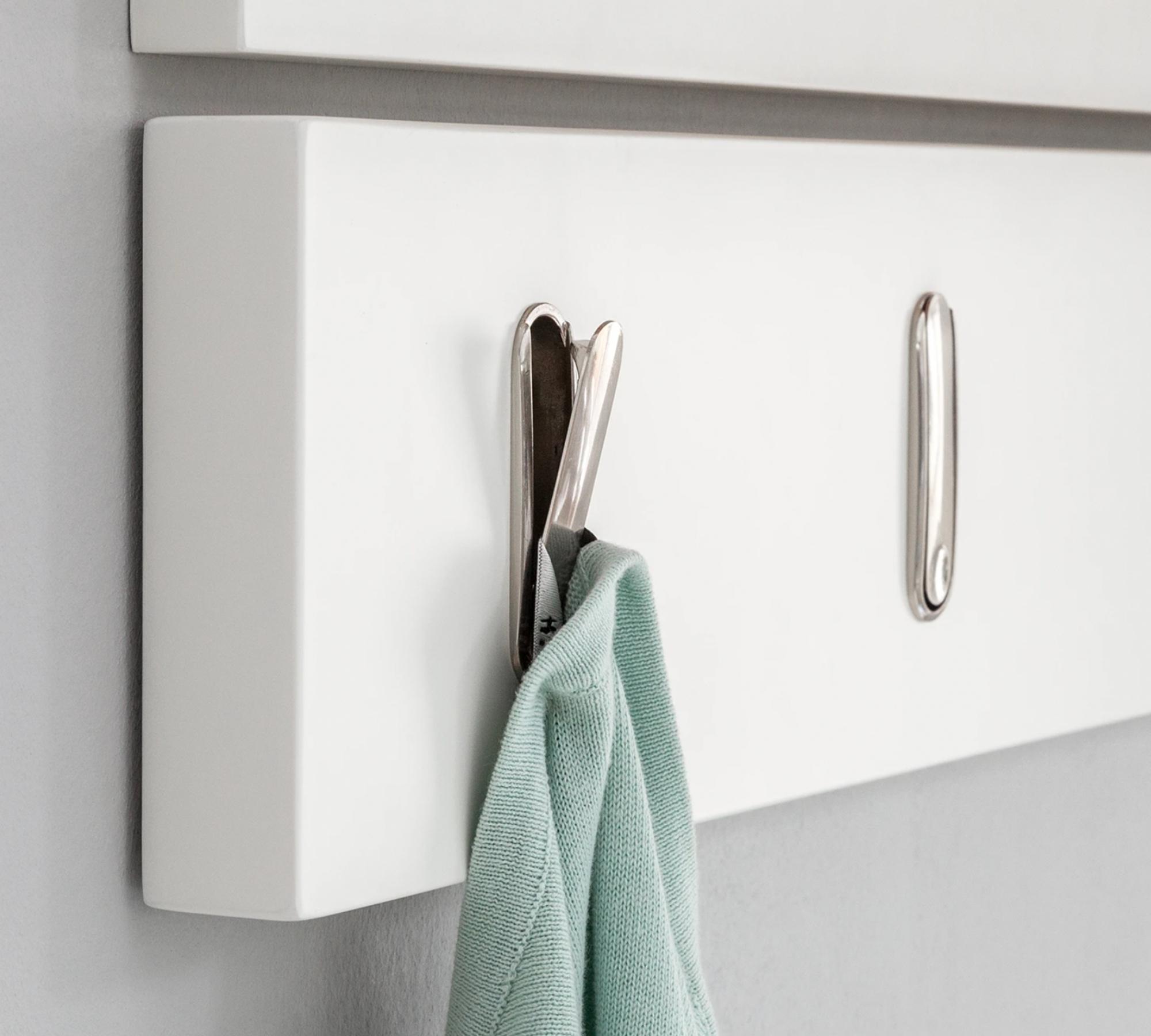 Coat rack with metal hooks White