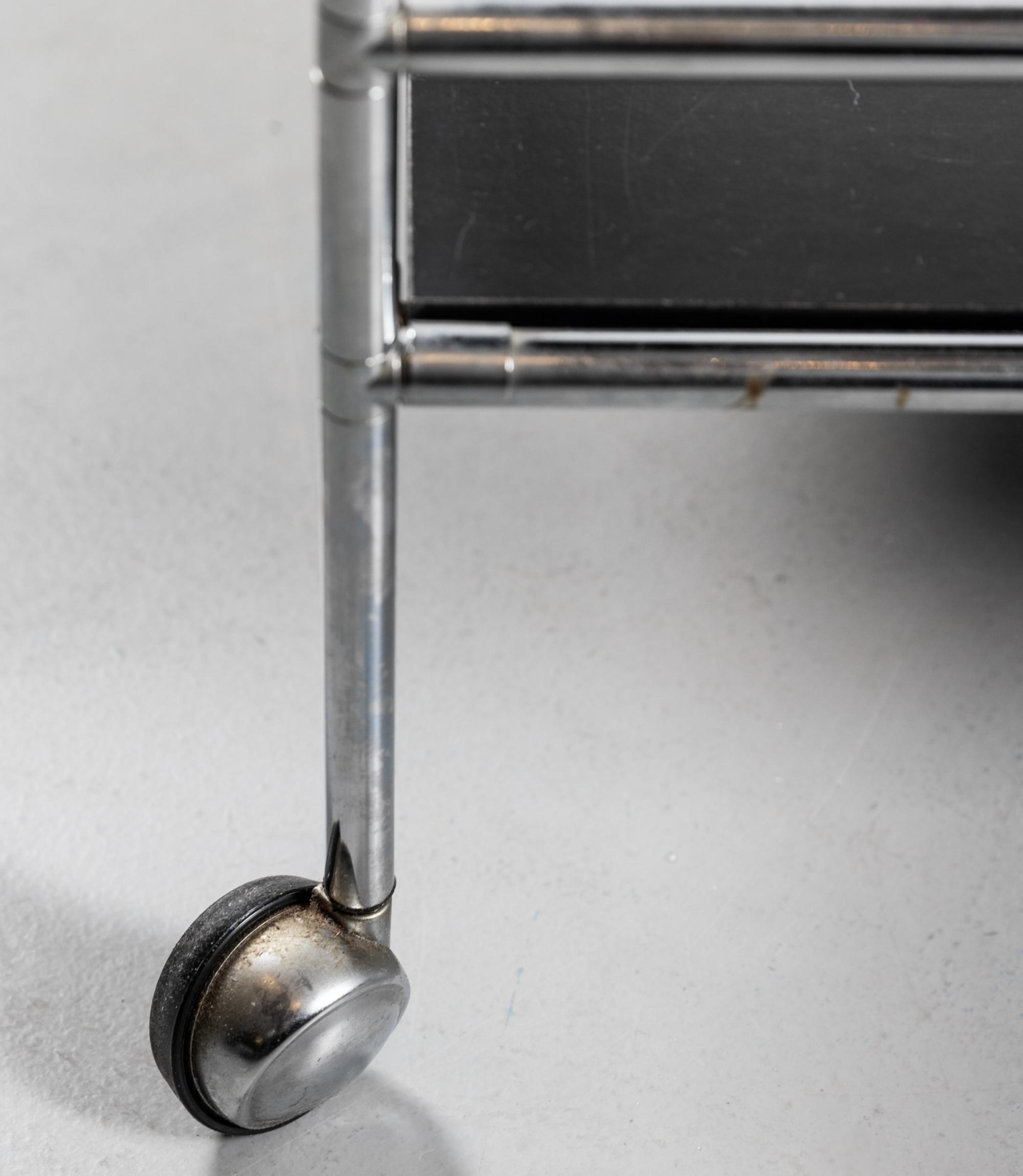 Trolley, Poul Cadovius, Modell aus der Abstracta-Serie