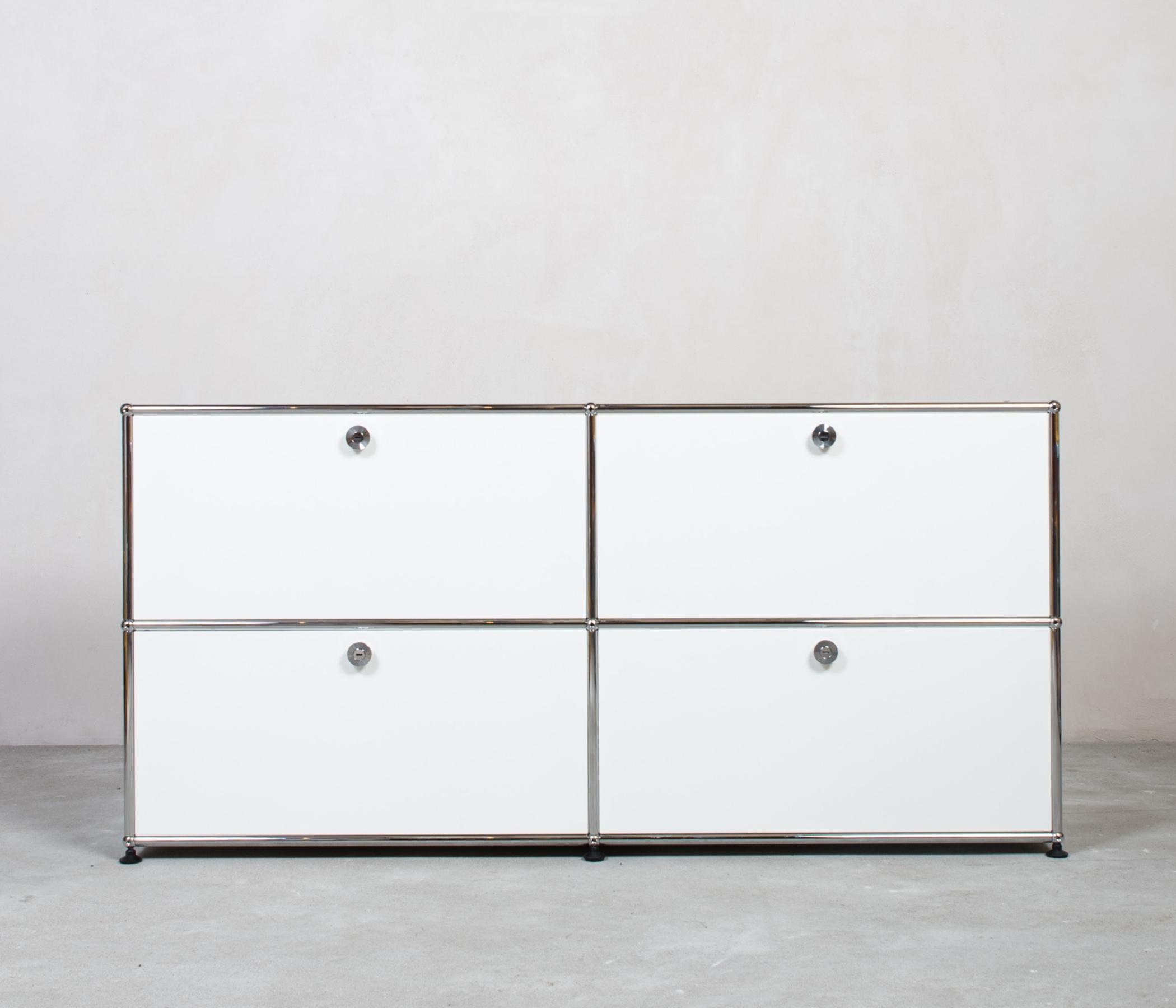 USM Haller Sideboard 2x2 Fächer Reinweiß
