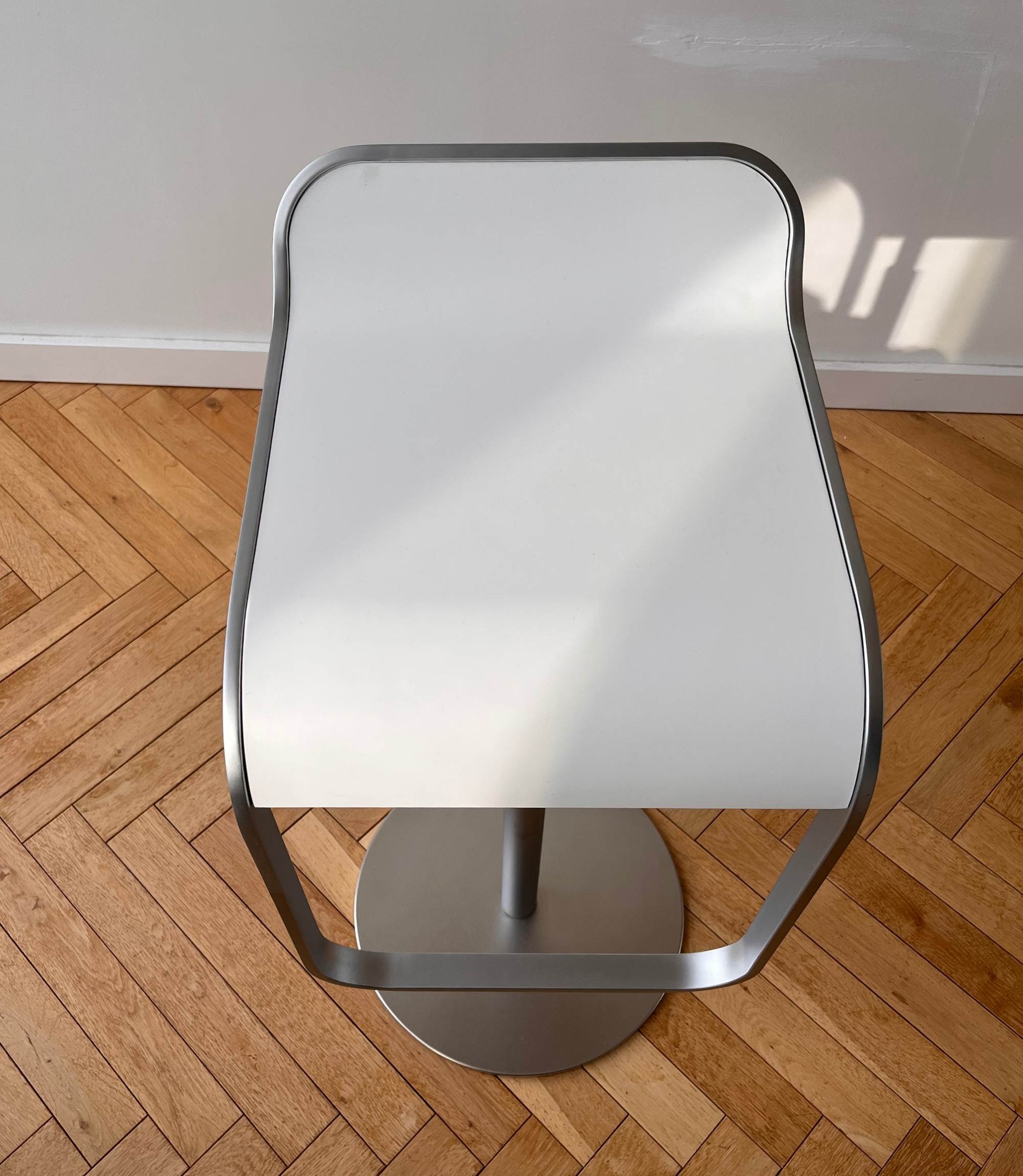 Barhocker LEM mit hohem Gestell Weiß