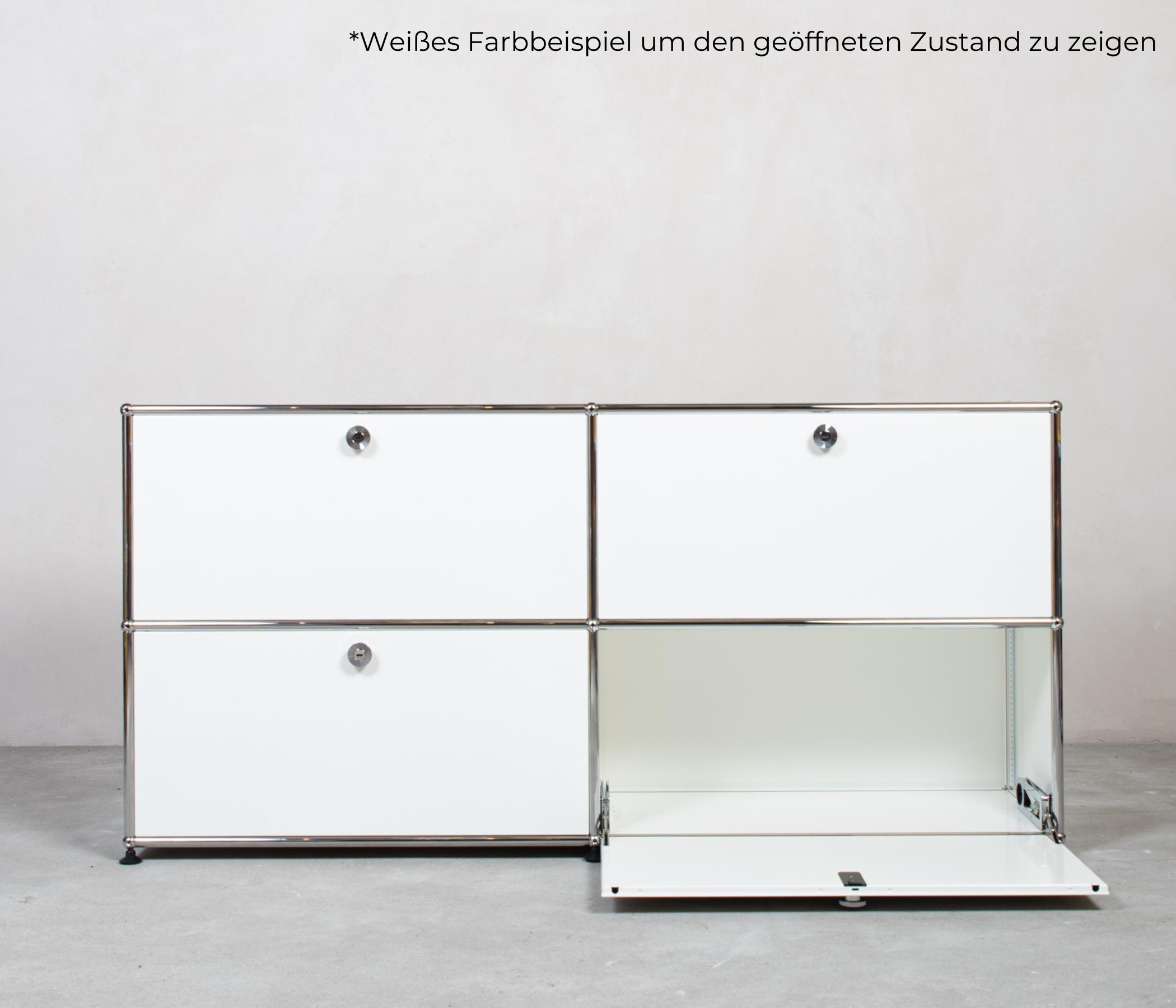 USM Haller Sideboard 2x2 Fächer Stahlblau