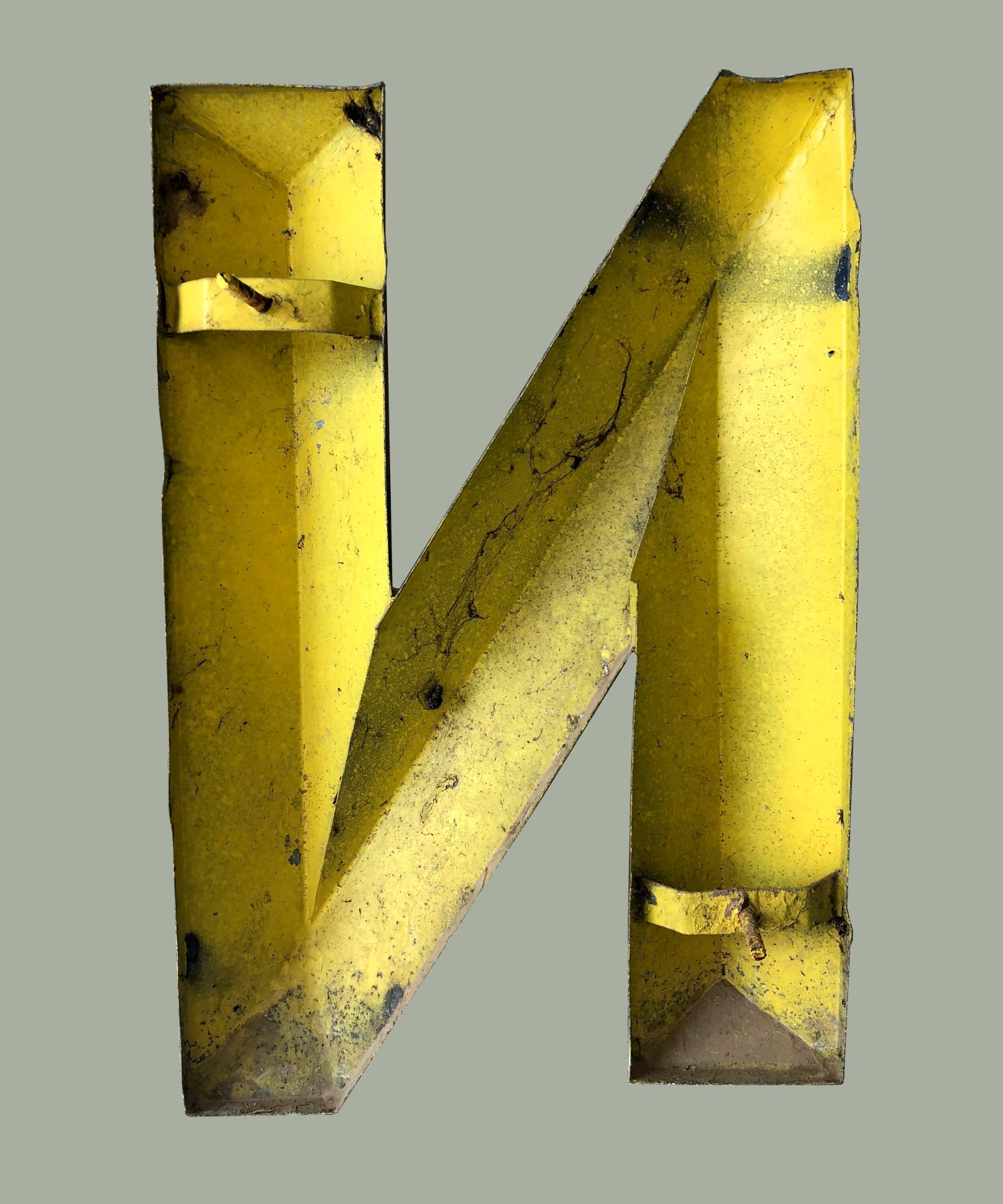 Vintage Metall Buchstabe Goldoptik "N"