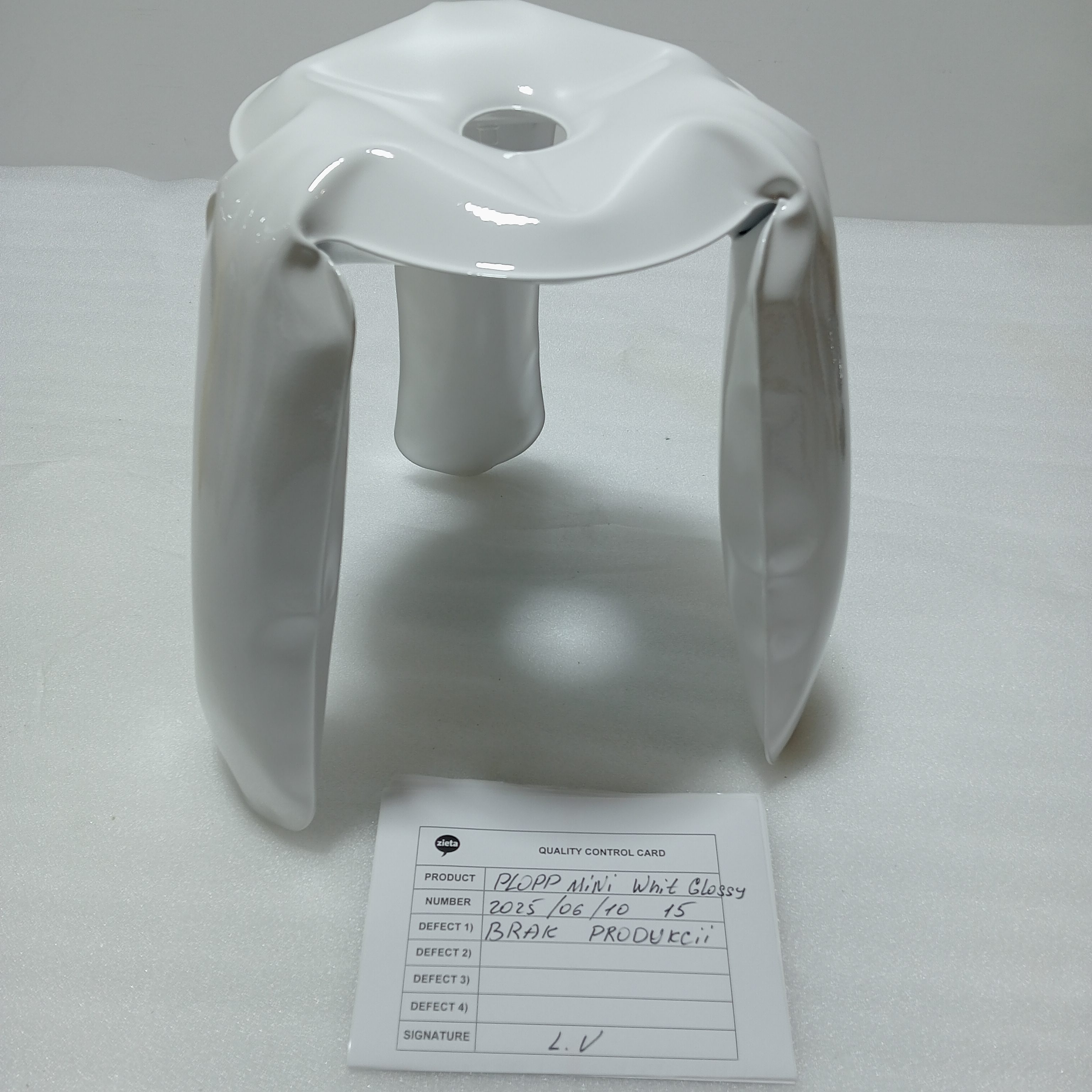 Plopp Mini Stool Steel White Glossy