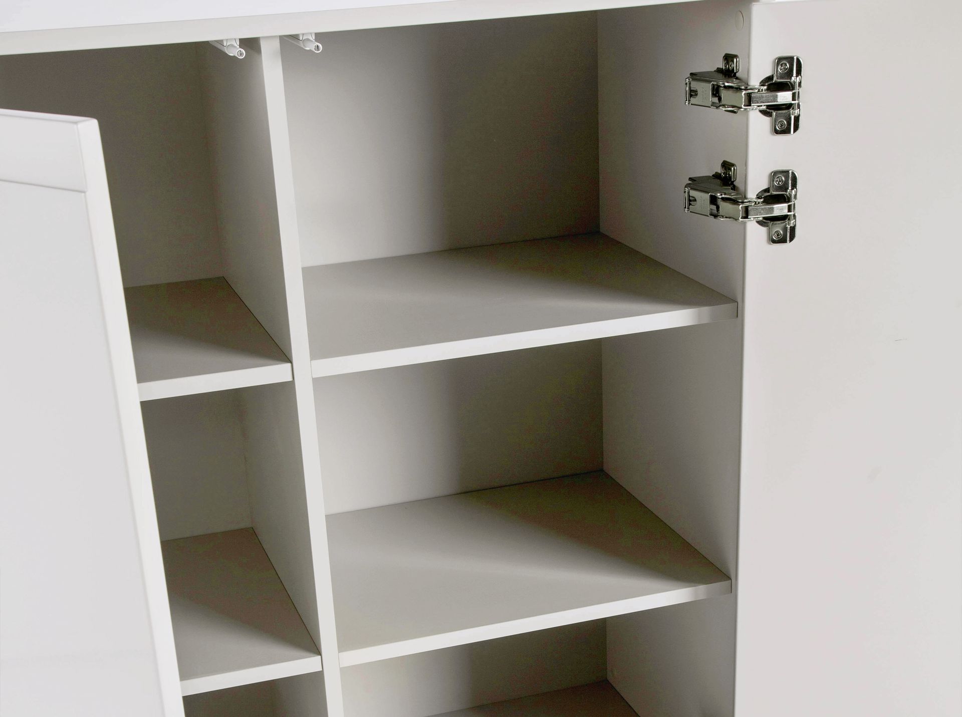 Sideboard alto impiallacciatura di noce crema