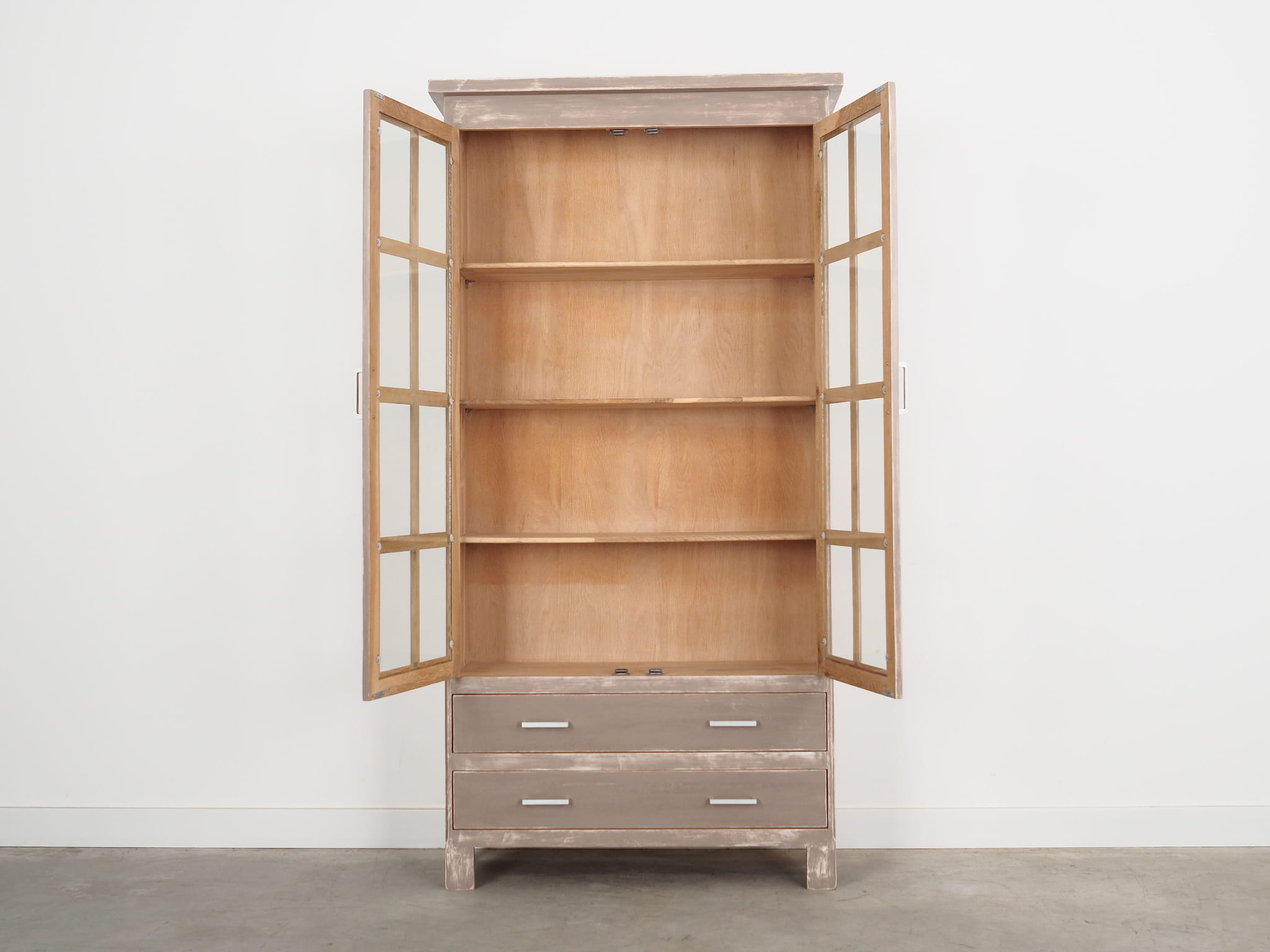 Display cabinet Oak 1980s
