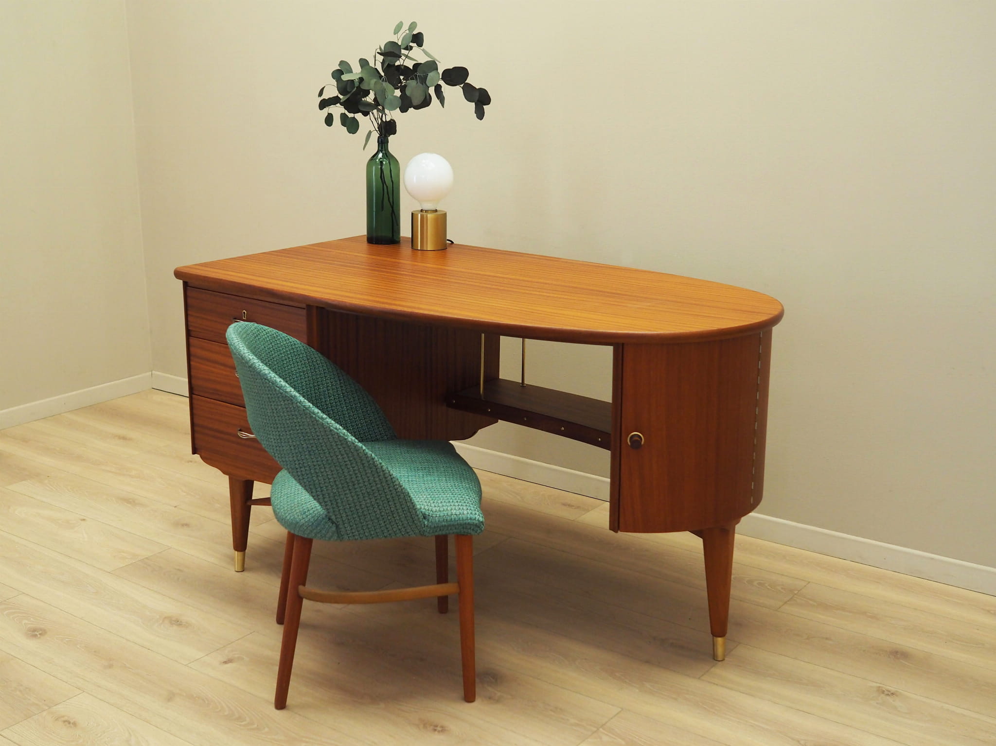 Mahogany Schreibtisch 1960 Jahre