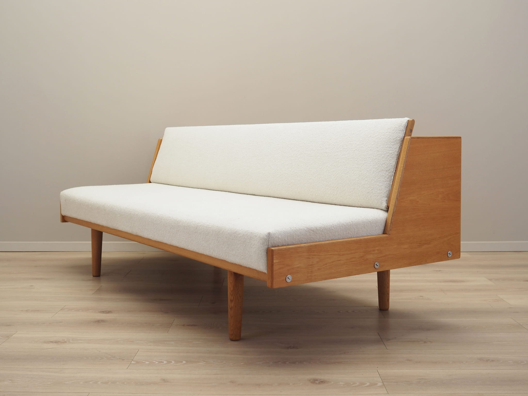 Vintage Sofa Holz Textil Weiß 1960er Jahre 