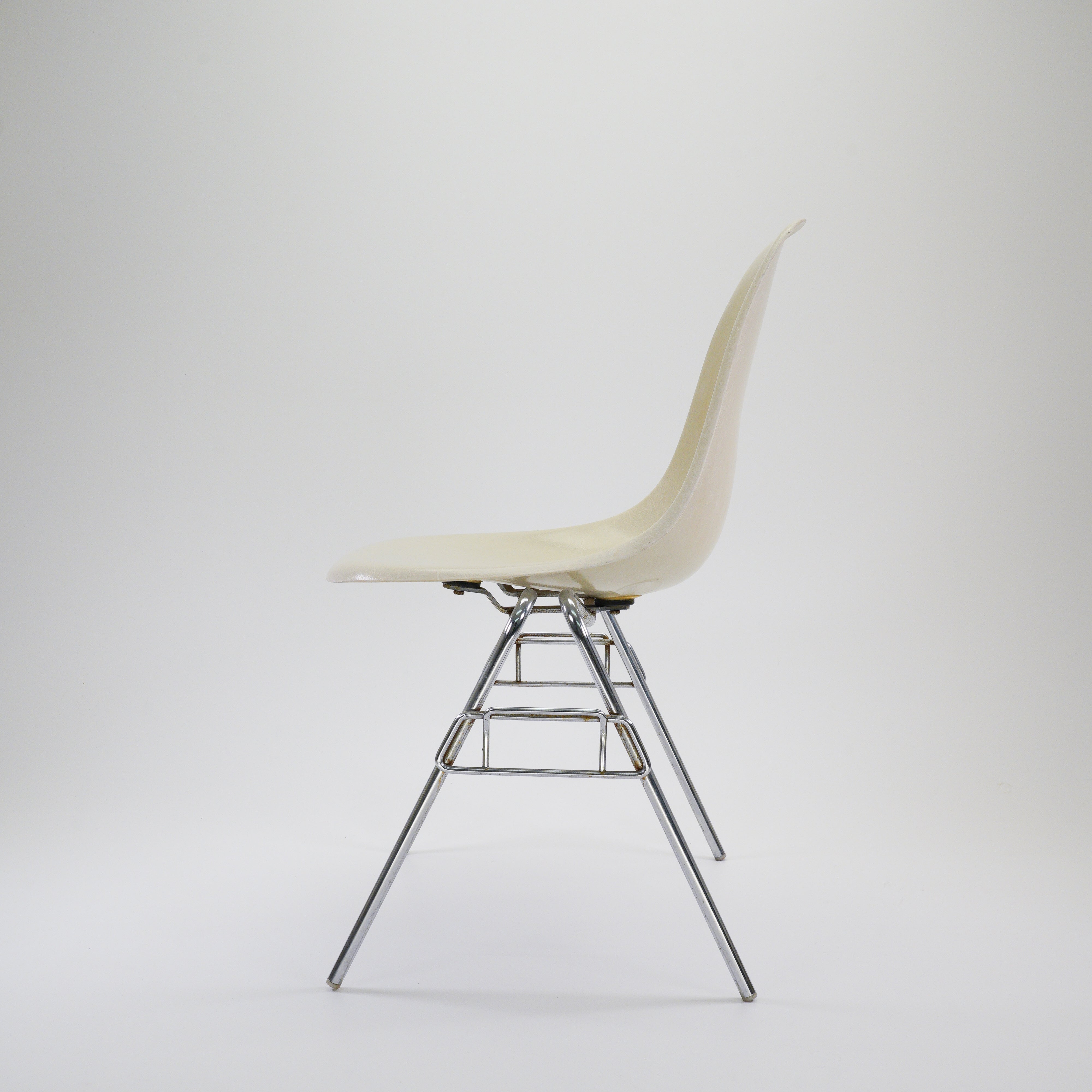 Eames DSS Side Chair Fiberglas Beige