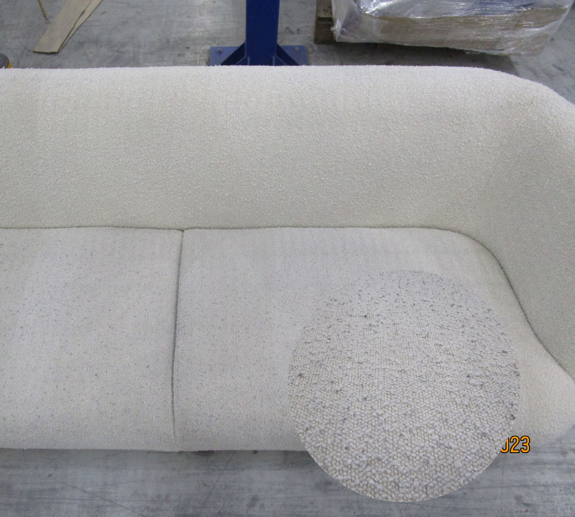Design-Award-Winning Paula Sofa 3-Sitzer Maya Cream
