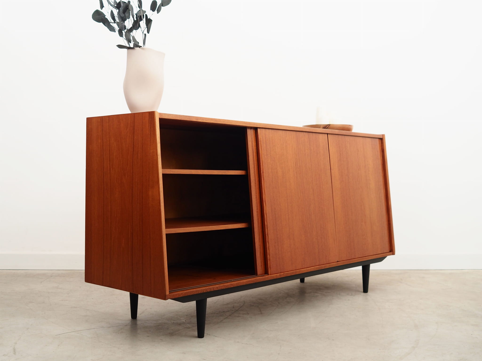 Sideboard Teakholz 1970er Jahre